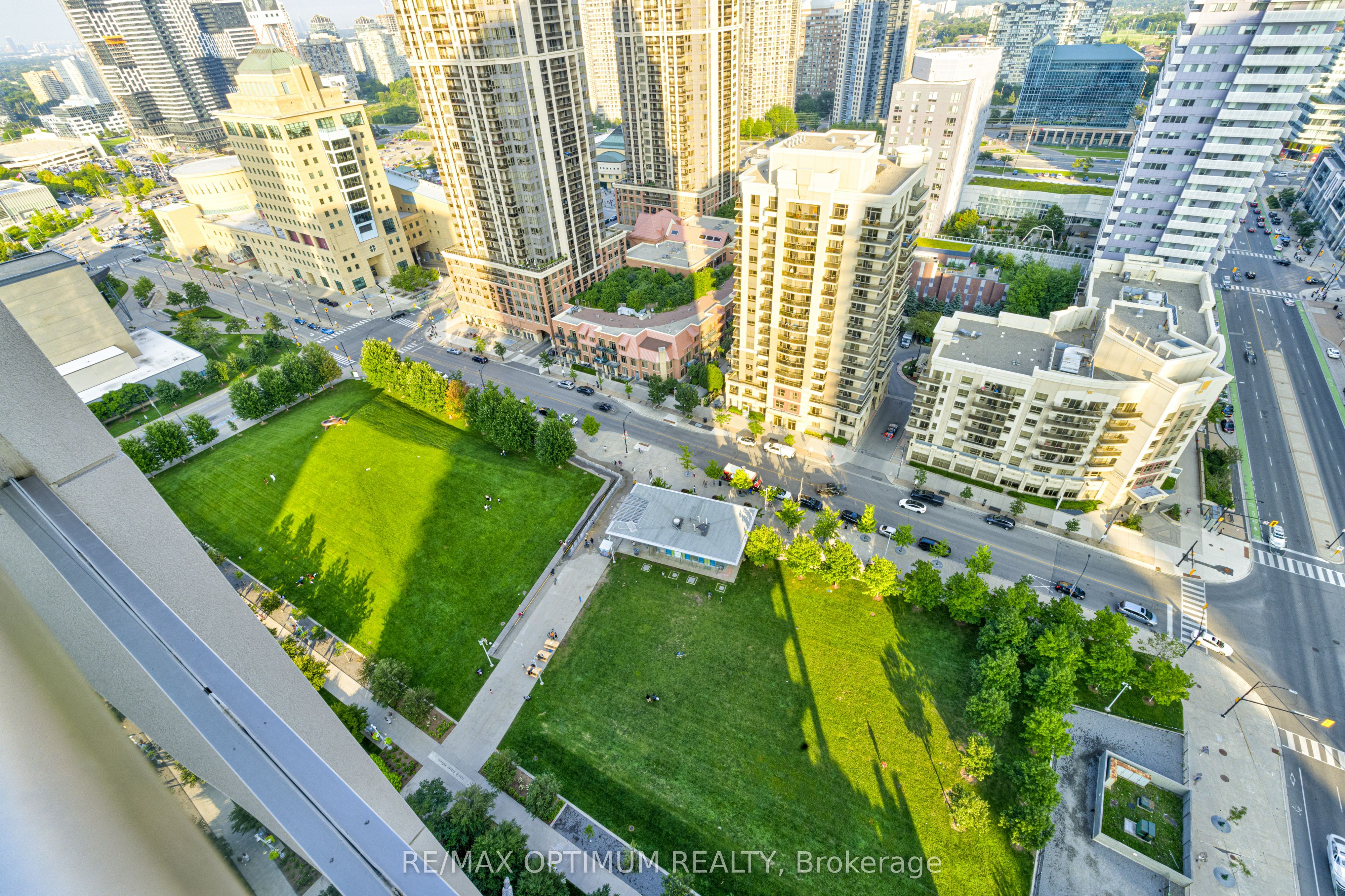 388 Prince Of Wales Drive 2511, Mississauga, ON L5B 0A1 photo 2