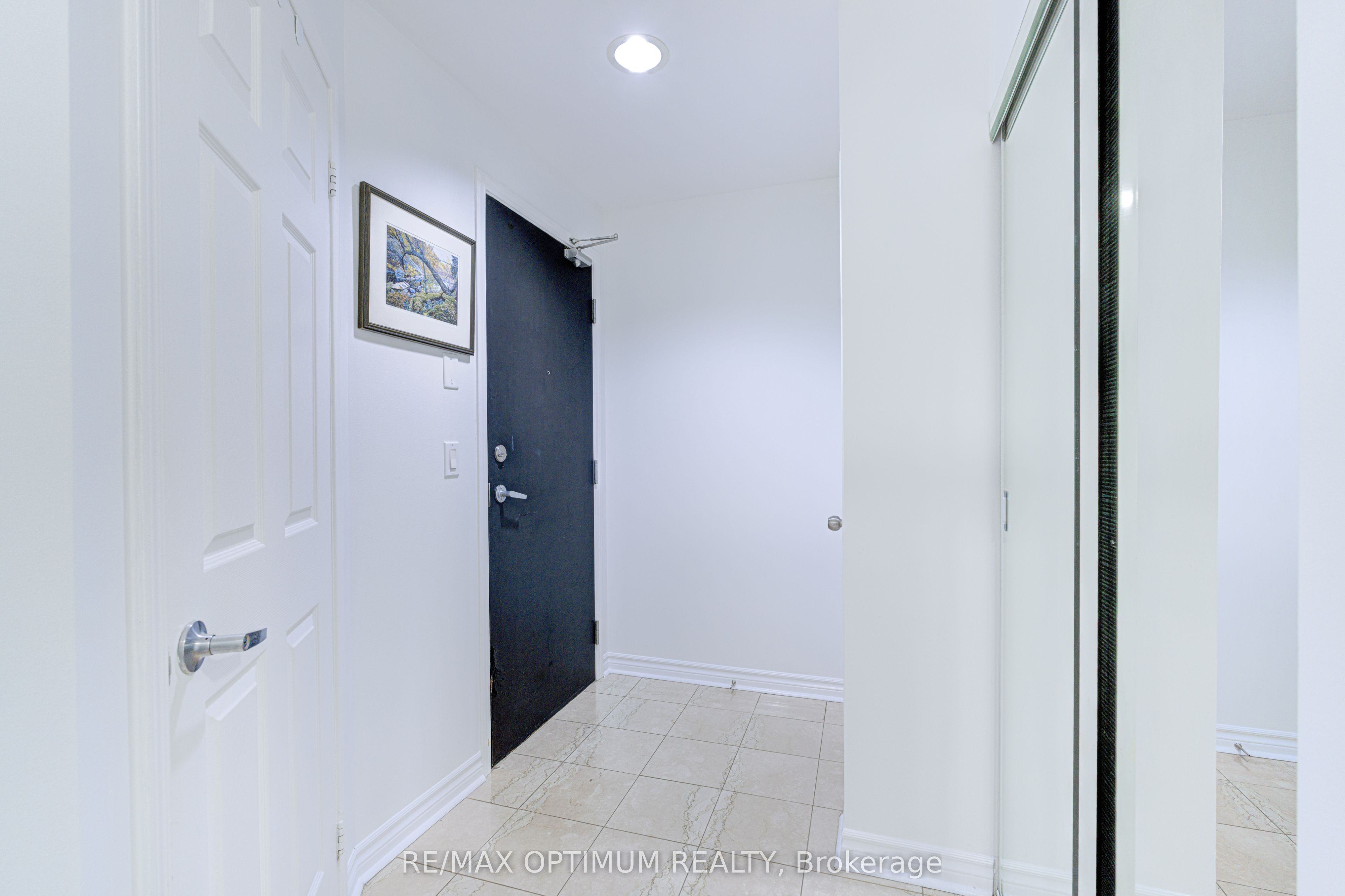 388 Prince Of Wales Drive 2511, Mississauga, ON L5B 0A1 photo 4