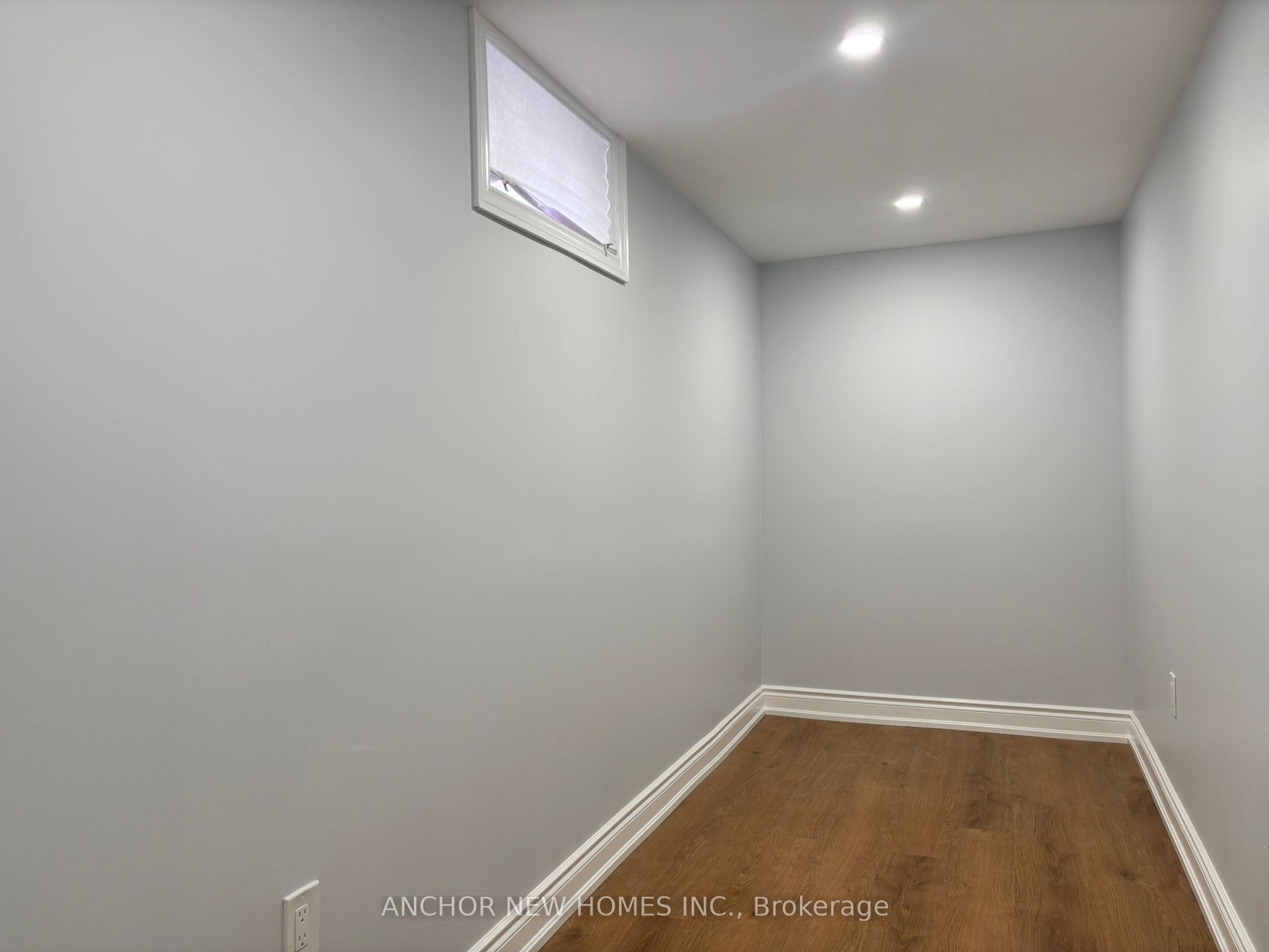 24 Fletcher Place, Toronto, ON M9R 1K6 photo 4
