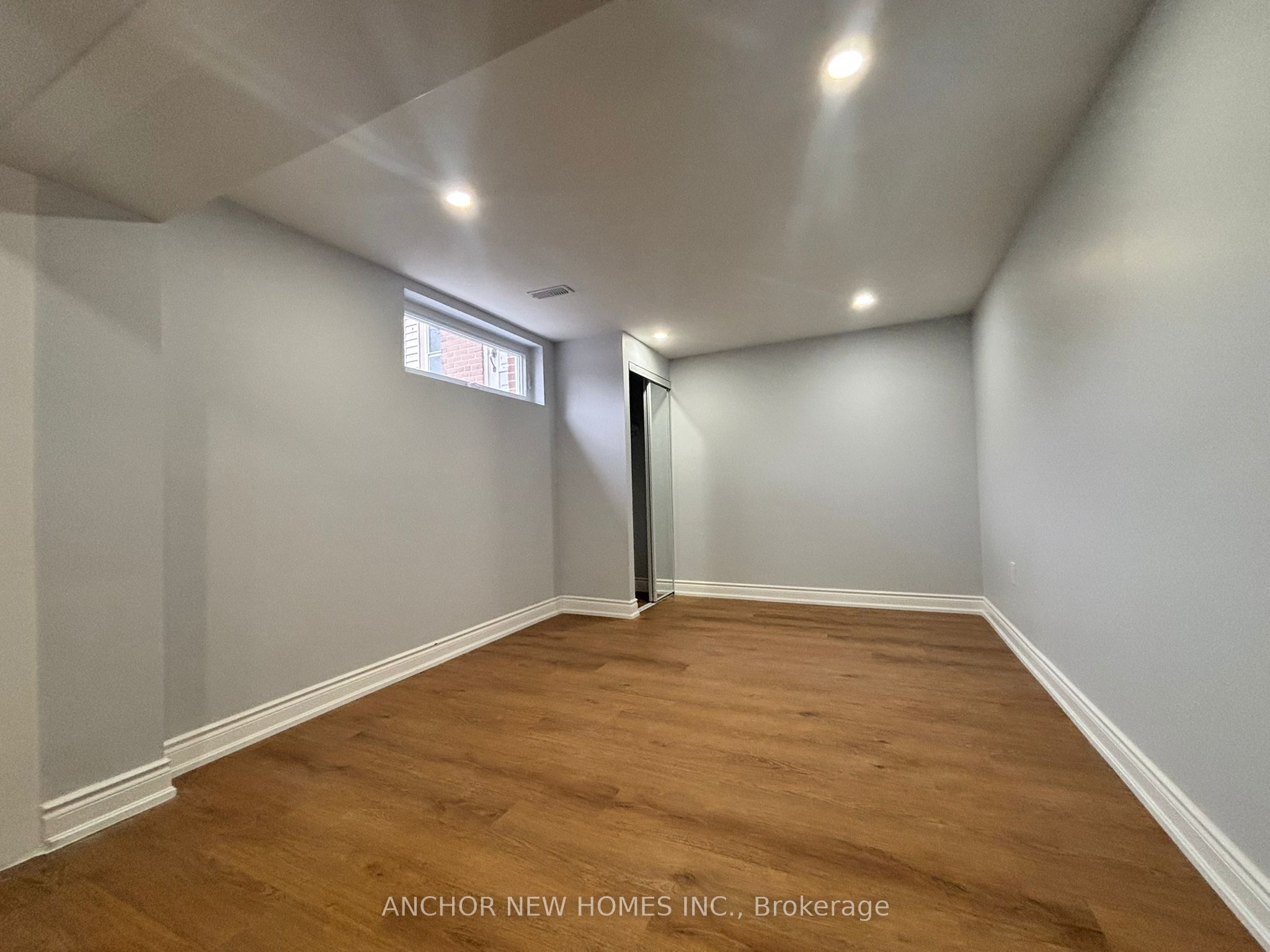 24 Fletcher Place, Toronto, ON M9R 1K6 photo 5
