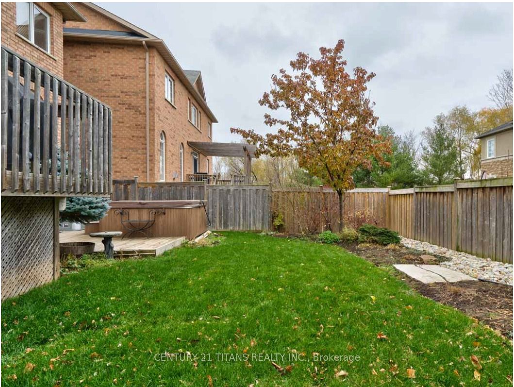 170 Tawny Crescent, Oakville, ON L6L 6T4 photo 2