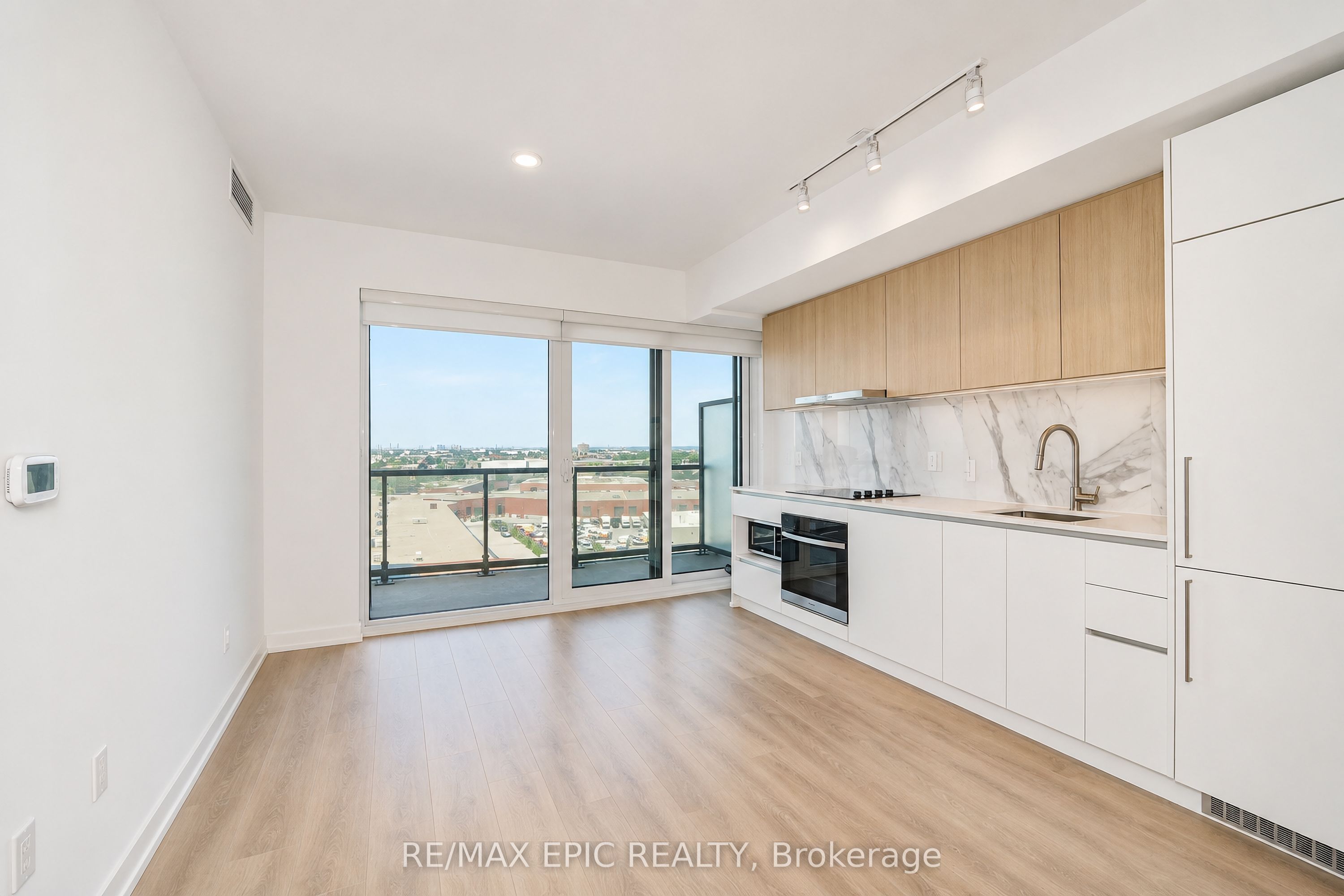 1100 Sheppard Street W 928, Toronto, ON M3K 0E4 photo 2