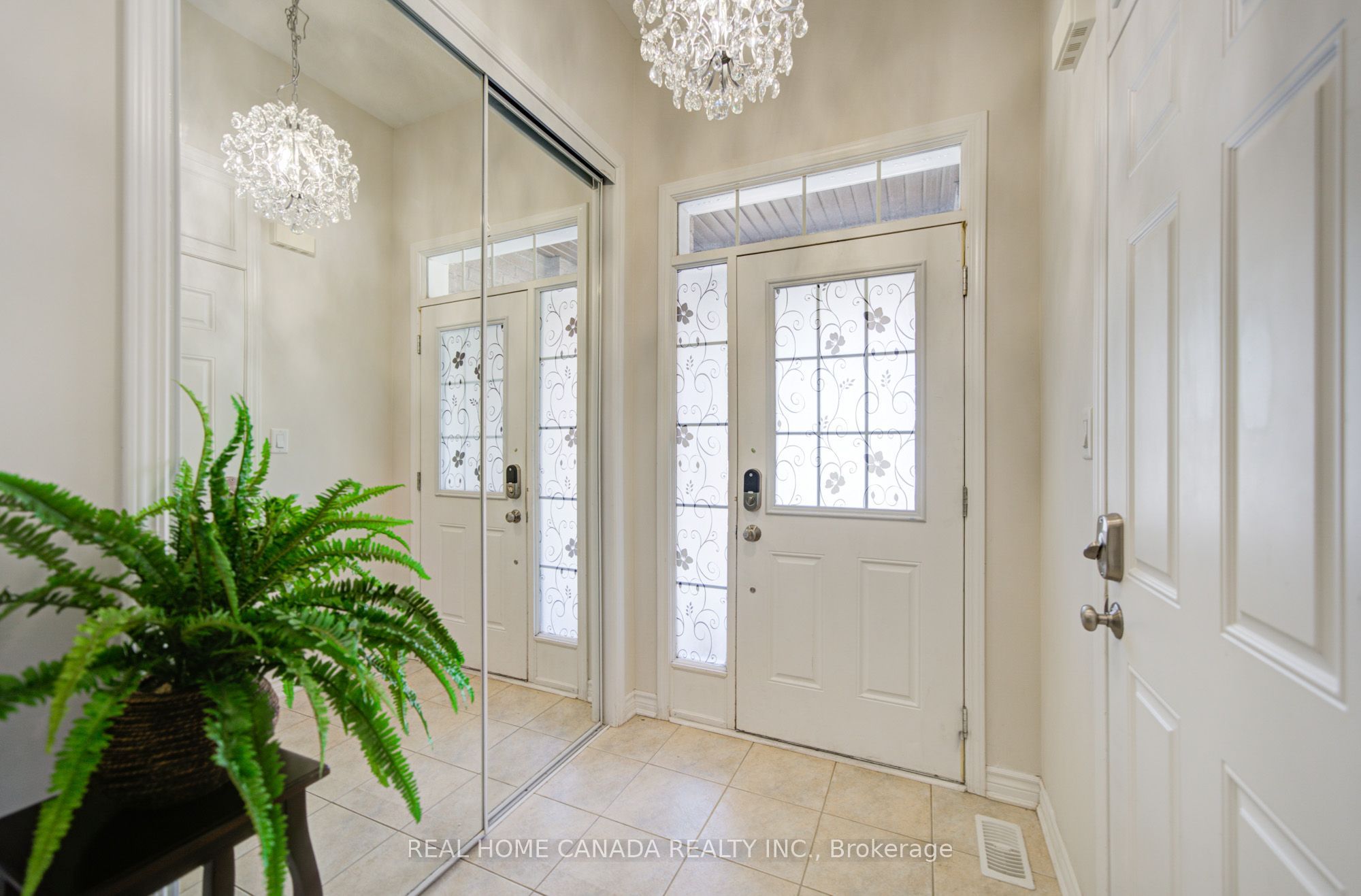 558 Bartleman Terrace, Milton, ON L9T 6Z4 photo 3