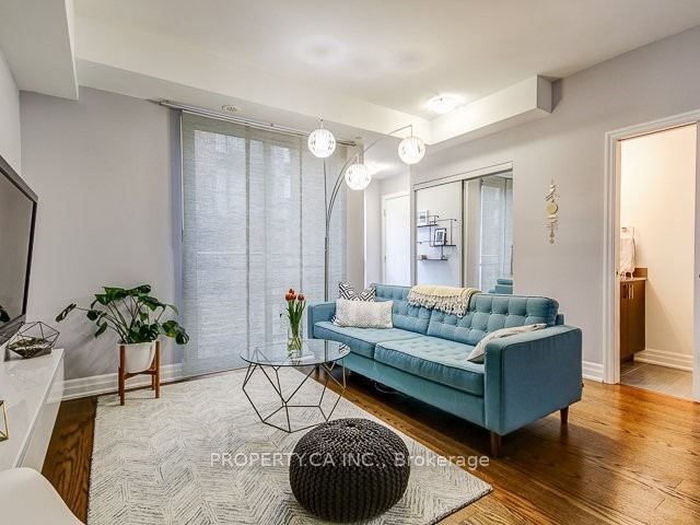 15 Sousa Mendes Street 702, Toronto, ON M6P 0A9 photo 4