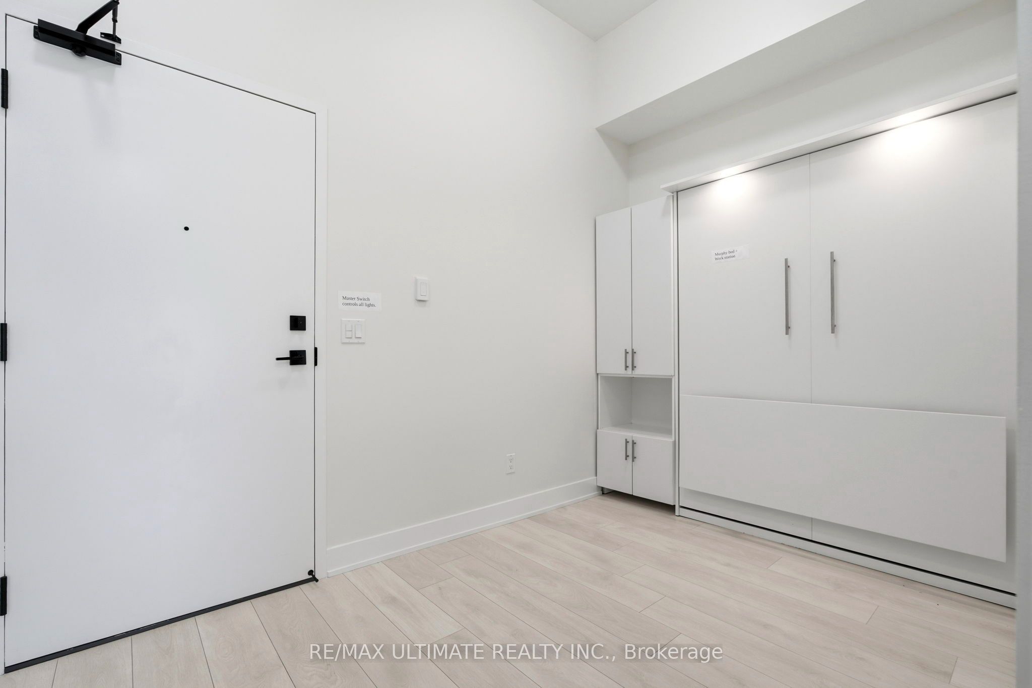 2485 Taunton Road 451, Oakville, ON L6H 3R8 photo 3