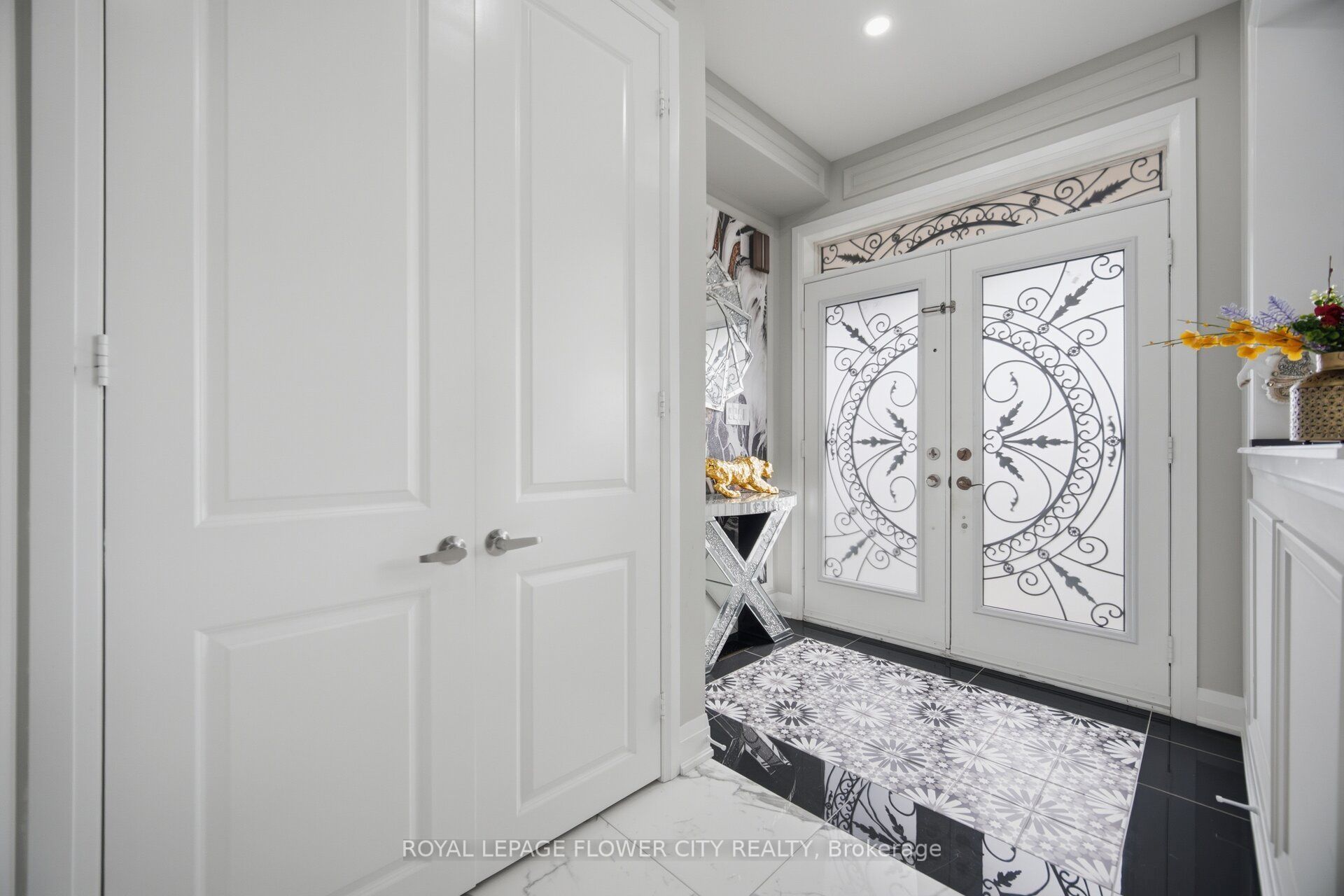 93 John Carroll Drive E, Brampton, ON L6P 0H7 photo 5