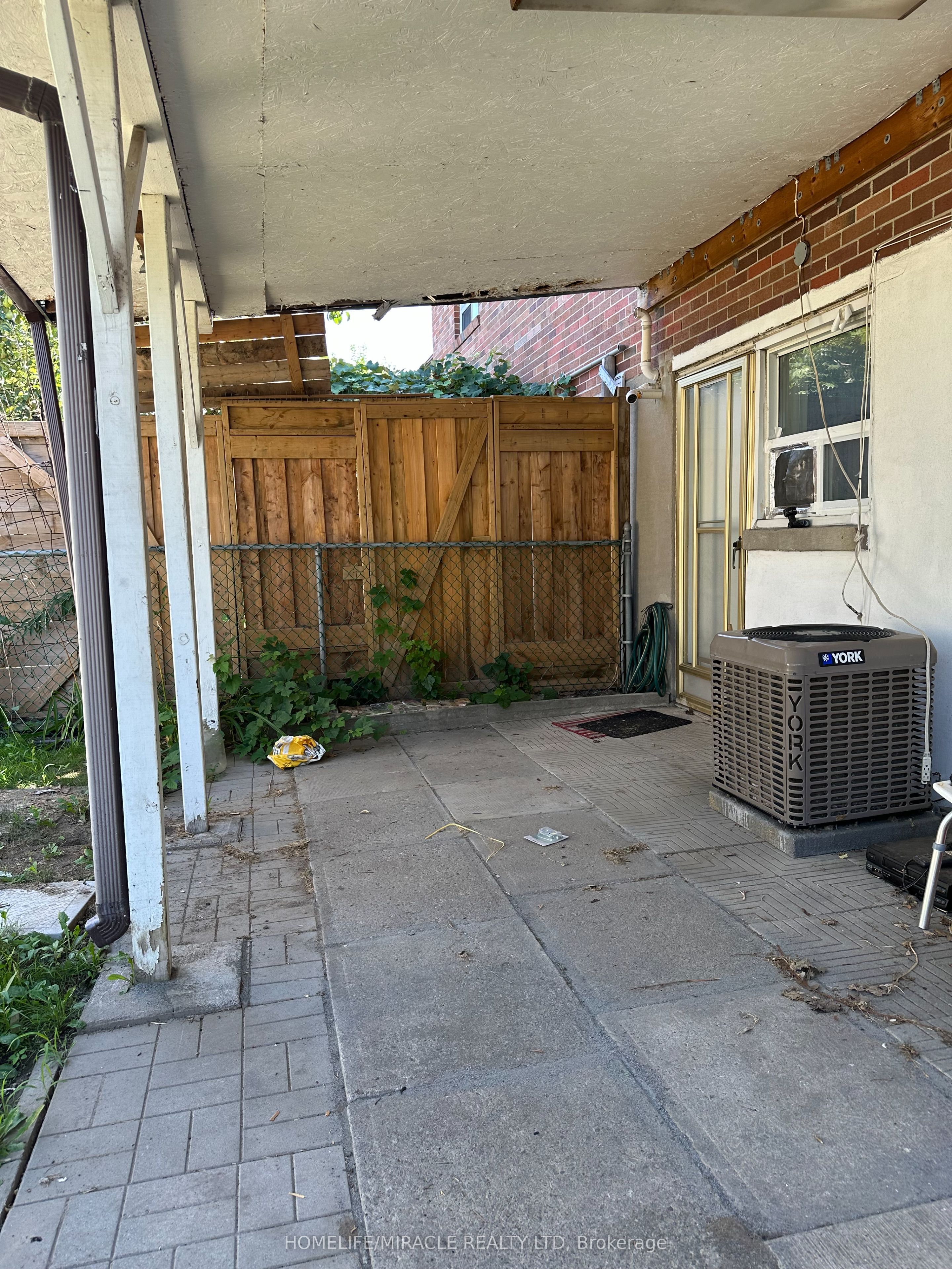 2931 Islington Avenue, Toronto, ON M9L 2K3 photo 5