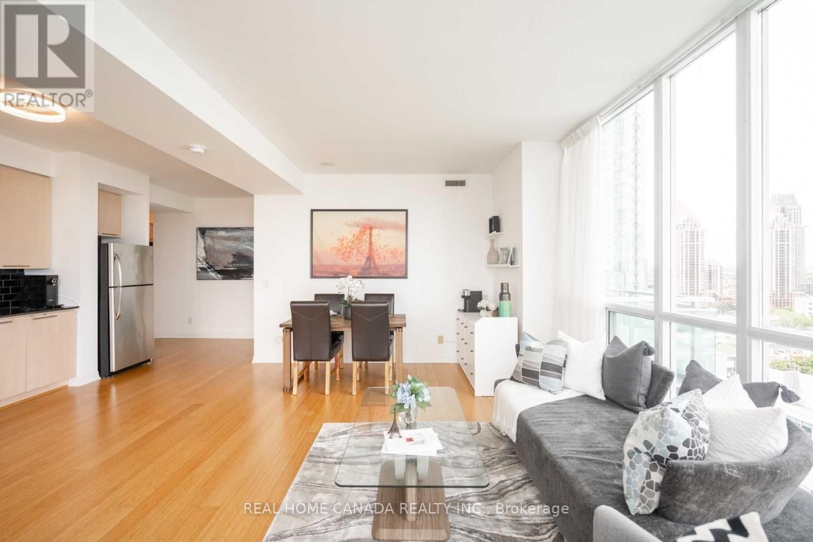 223 Webb Drive 1702, Mississauga, ON L5B 0E8 photo 4