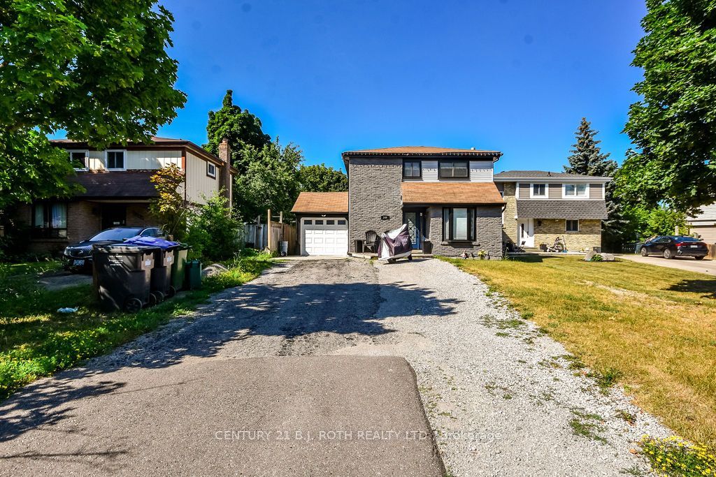 249 Leavens Court, Caledon, ON L7E 2A8 photo 2