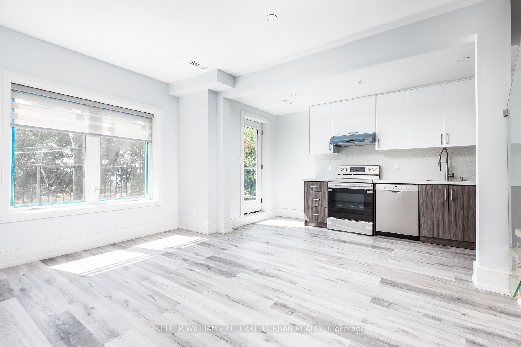 1588 King Street W 3, Toronto, ON M6K 1J7 photo 2