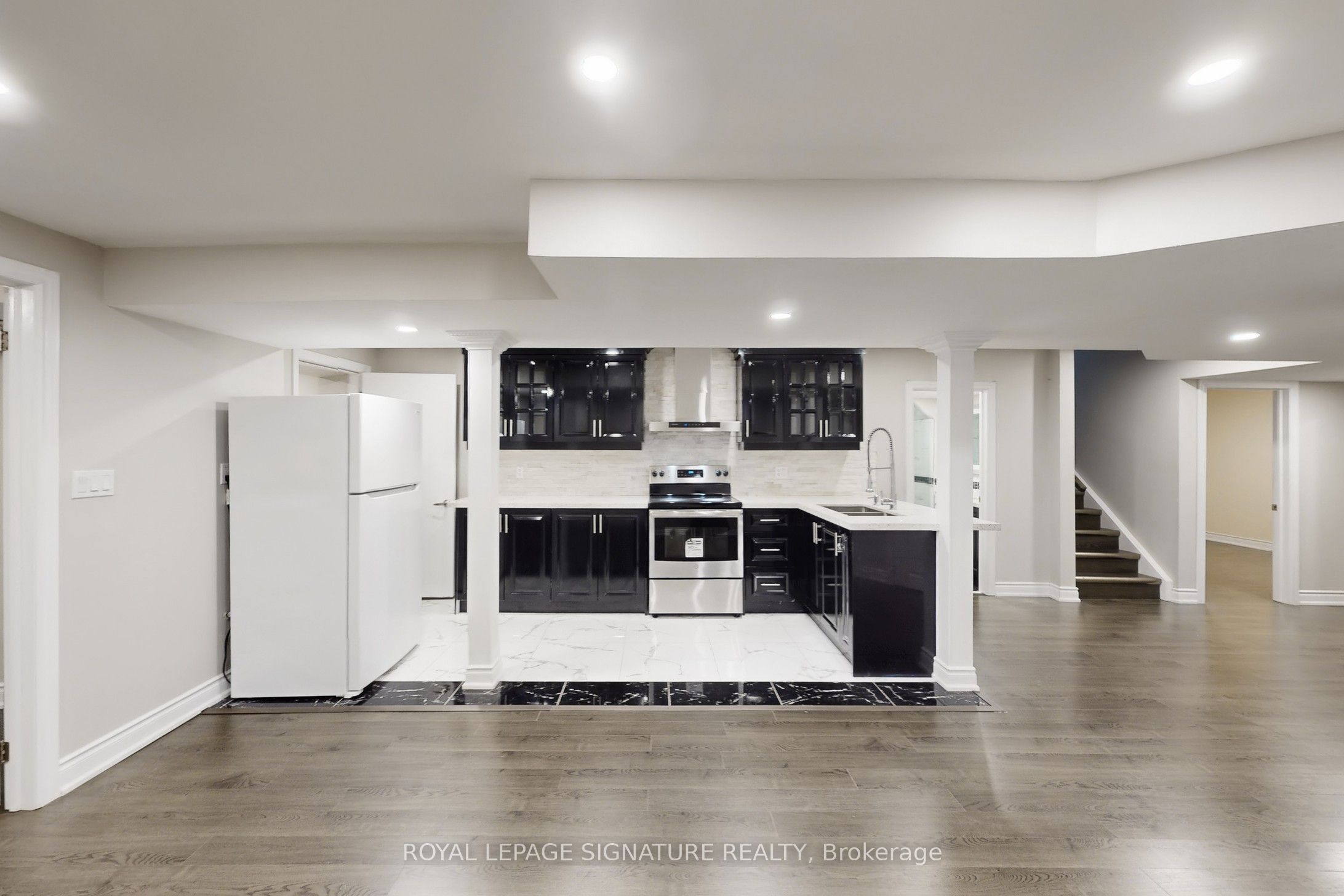 38 Havanna Crescent Basement, Brampton, ON L6P 3Y2 photo 3