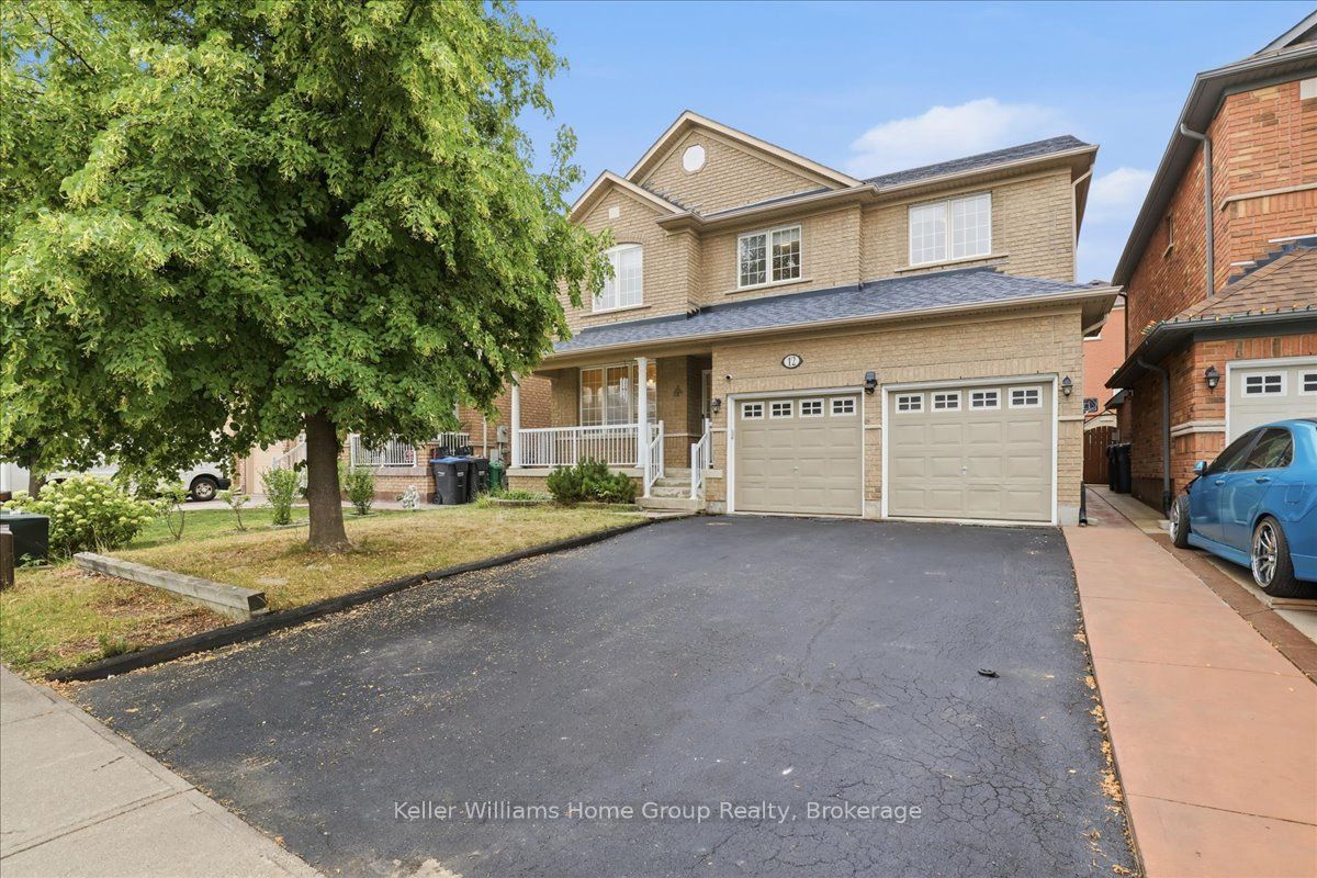 12 Thorndale Road, Brampton, ON L6P 1H3 photo 2