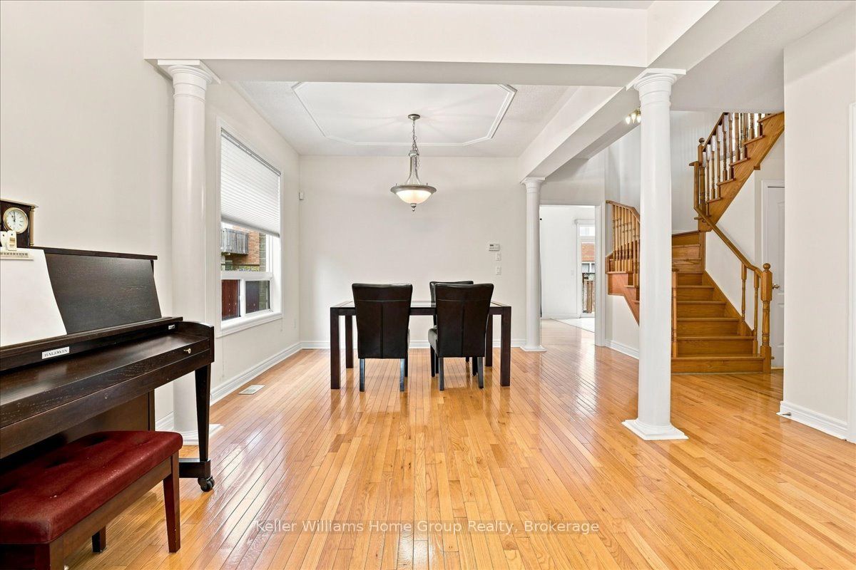 12 Thorndale Road, Brampton, ON L6P 1H3 photo 5