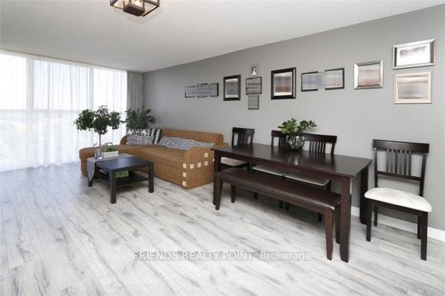 4185 Shipp Drive 913, Mississauga, ON L4Z 2Y8 photo 2