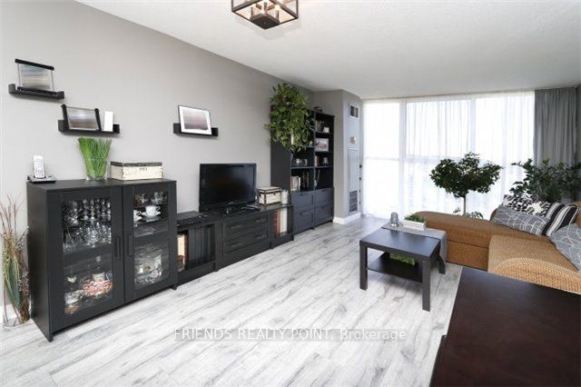 4185 Shipp Drive 913, Mississauga, ON L4Z 2Y8 photo 3
