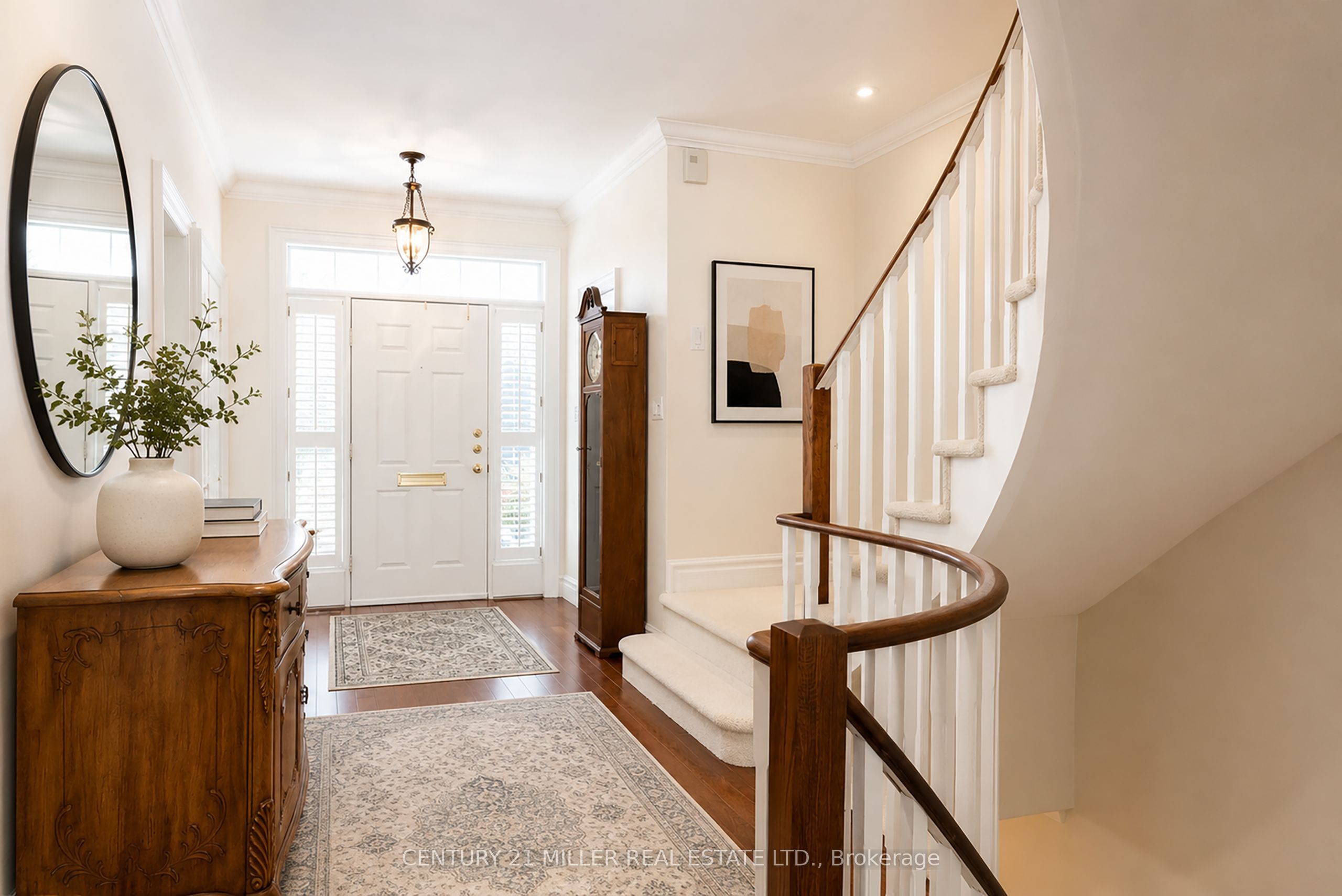 23 Chisholm Street, Oakville, ON L6K 3W2 photo 3
