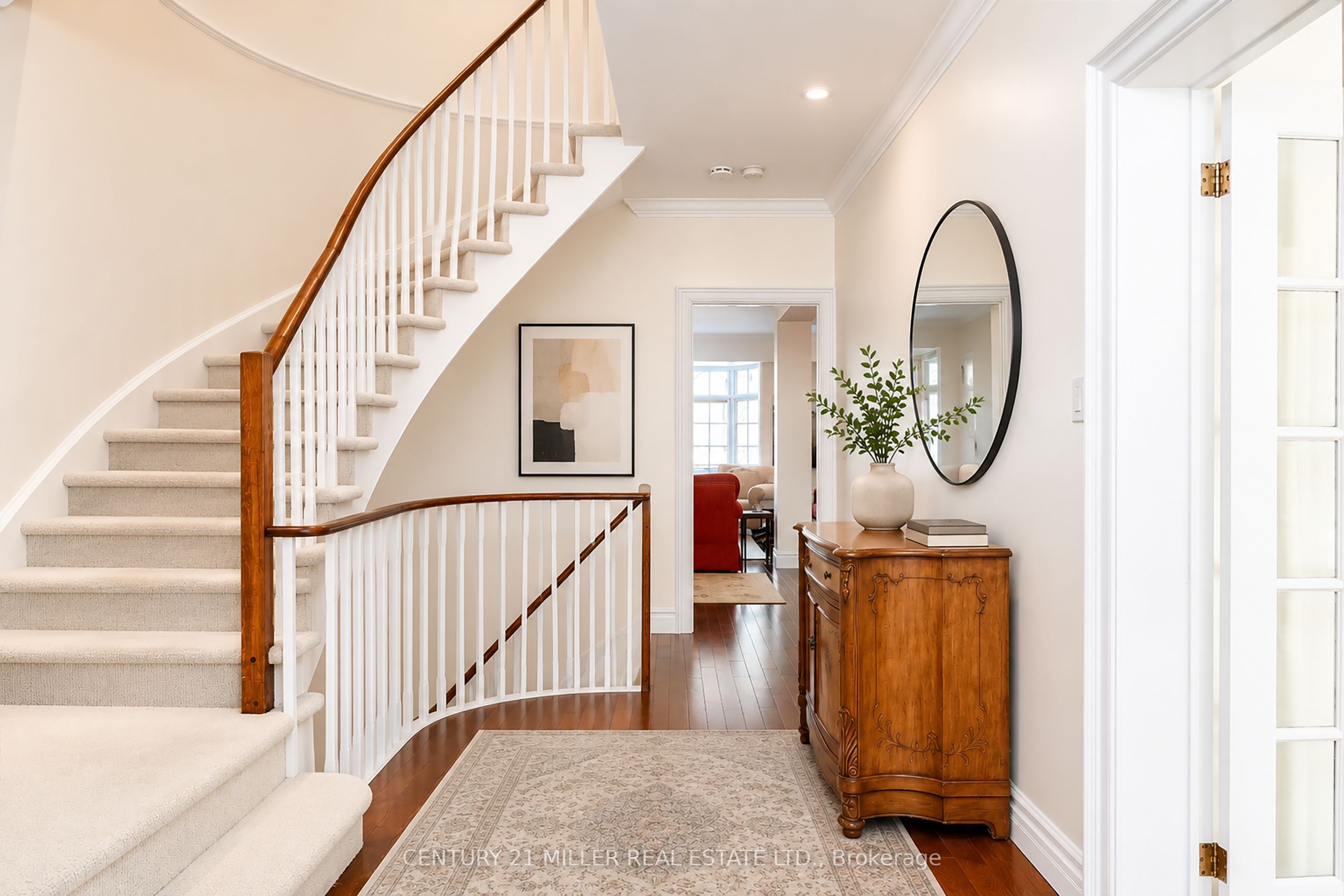 23 Chisholm Street, Oakville, ON L6K 3W2 photo 4
