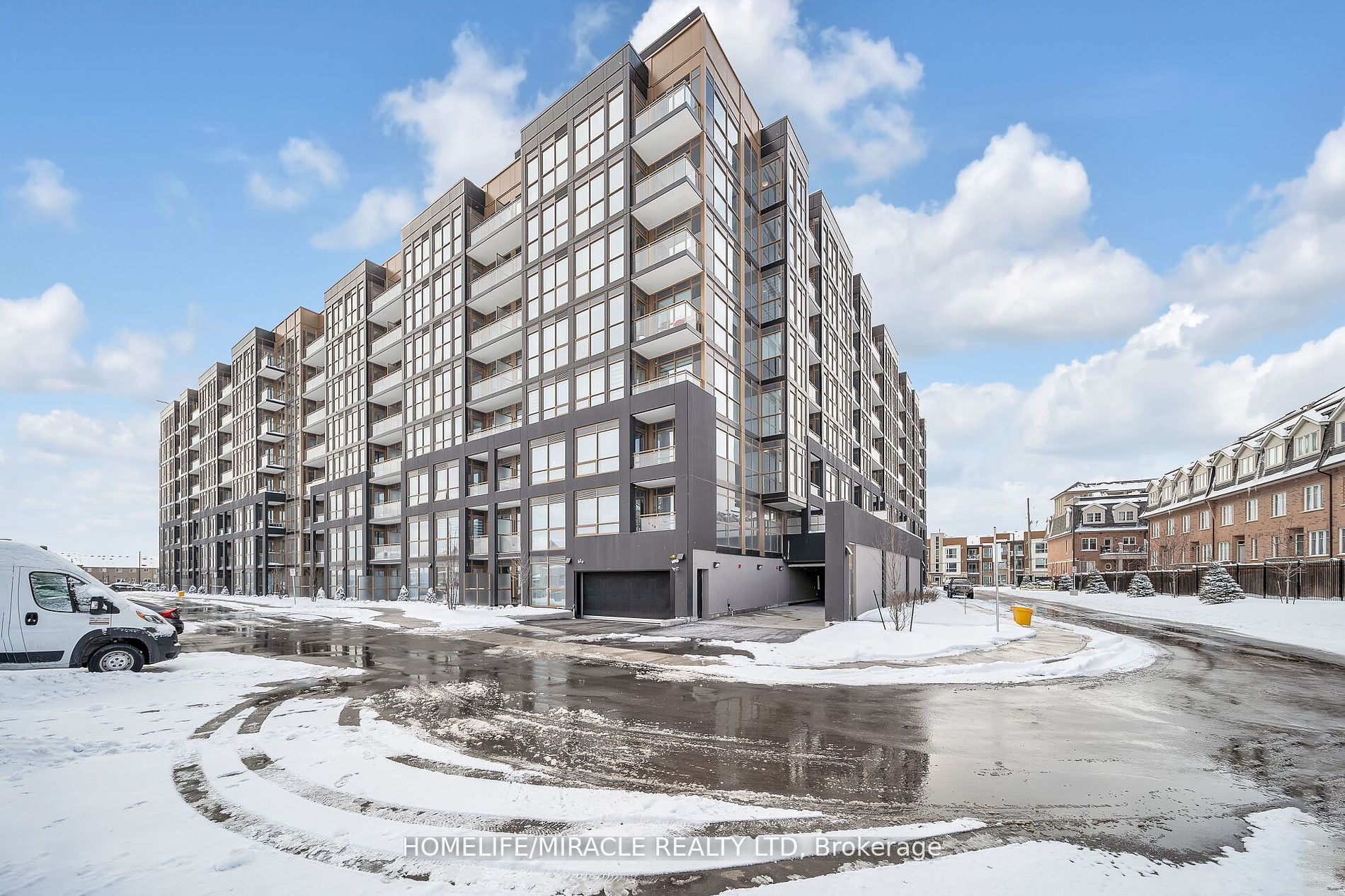 2343 Khalsa Gate 610, Oakville, ON L6M 4J2