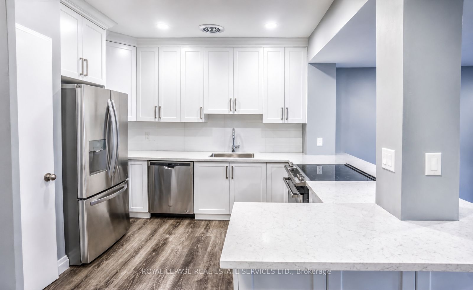 15 Elizabeth Street N 203, Mississauga, ON L5G 2Z3 photo 5