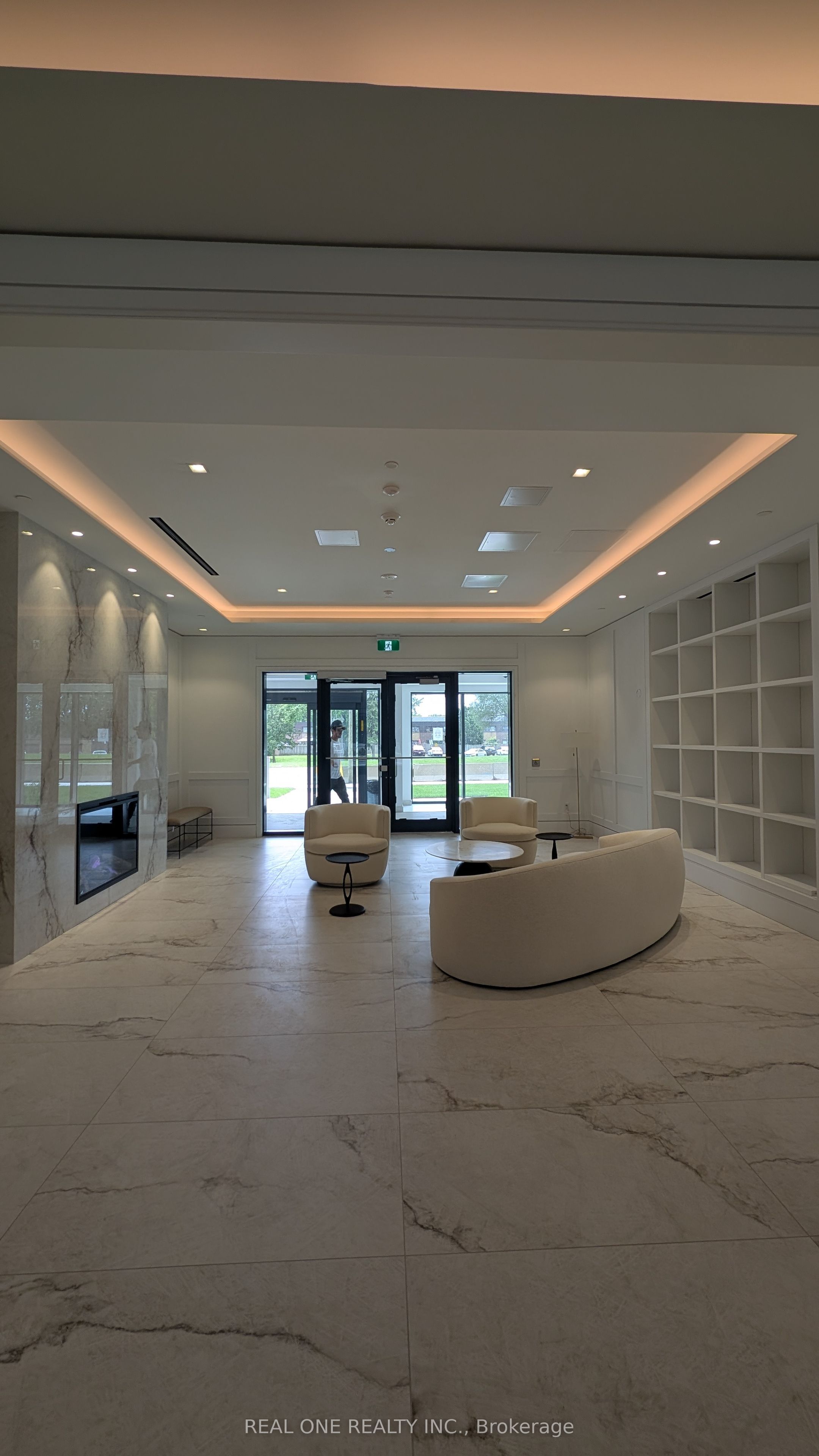 4010 Eglinton Avenue W 1413, Toronto, ON M9A 0G5 photo 3