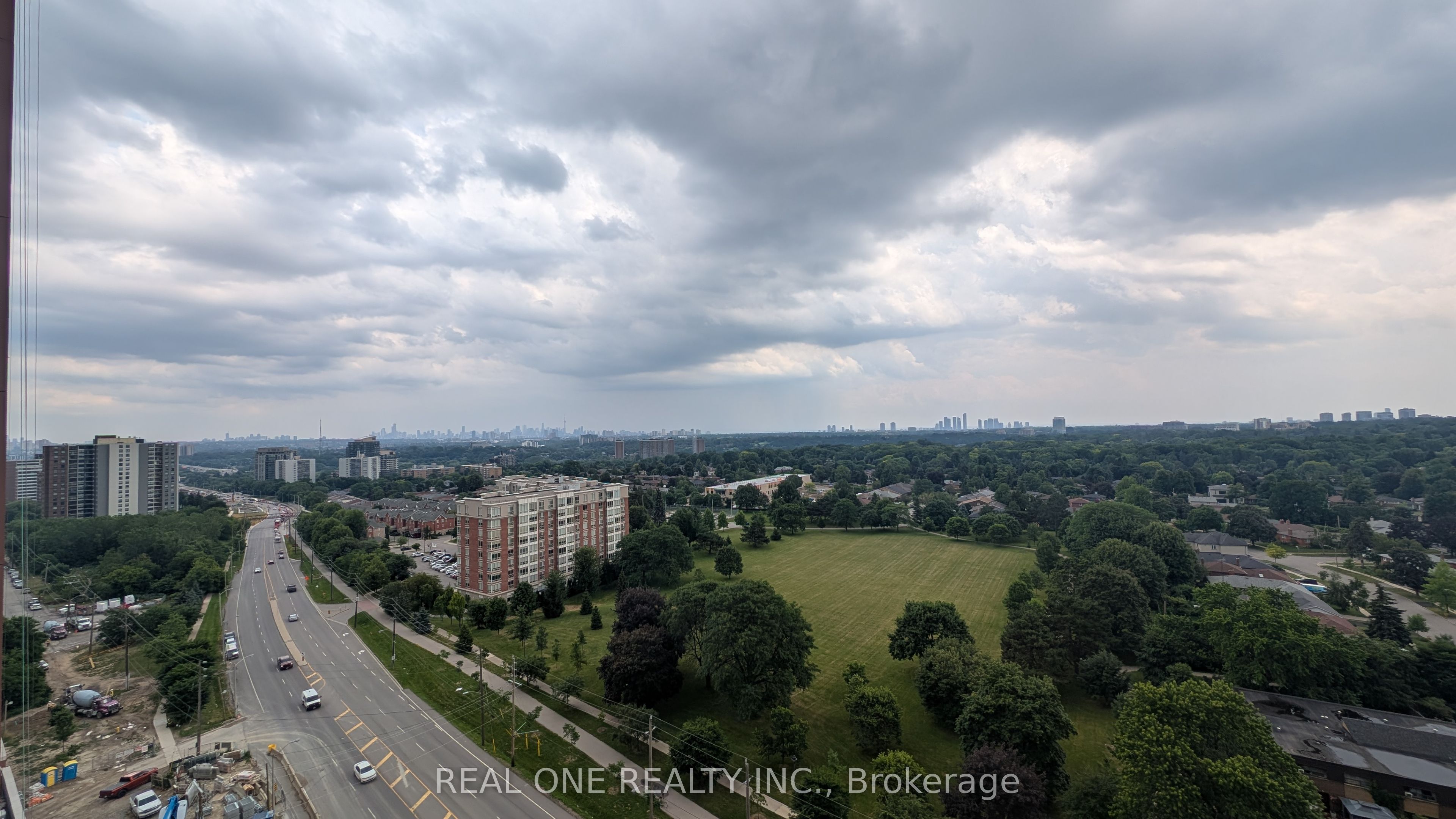 4010 Eglinton Avenue W 1413, Toronto, ON M9A 0G5 photo 4