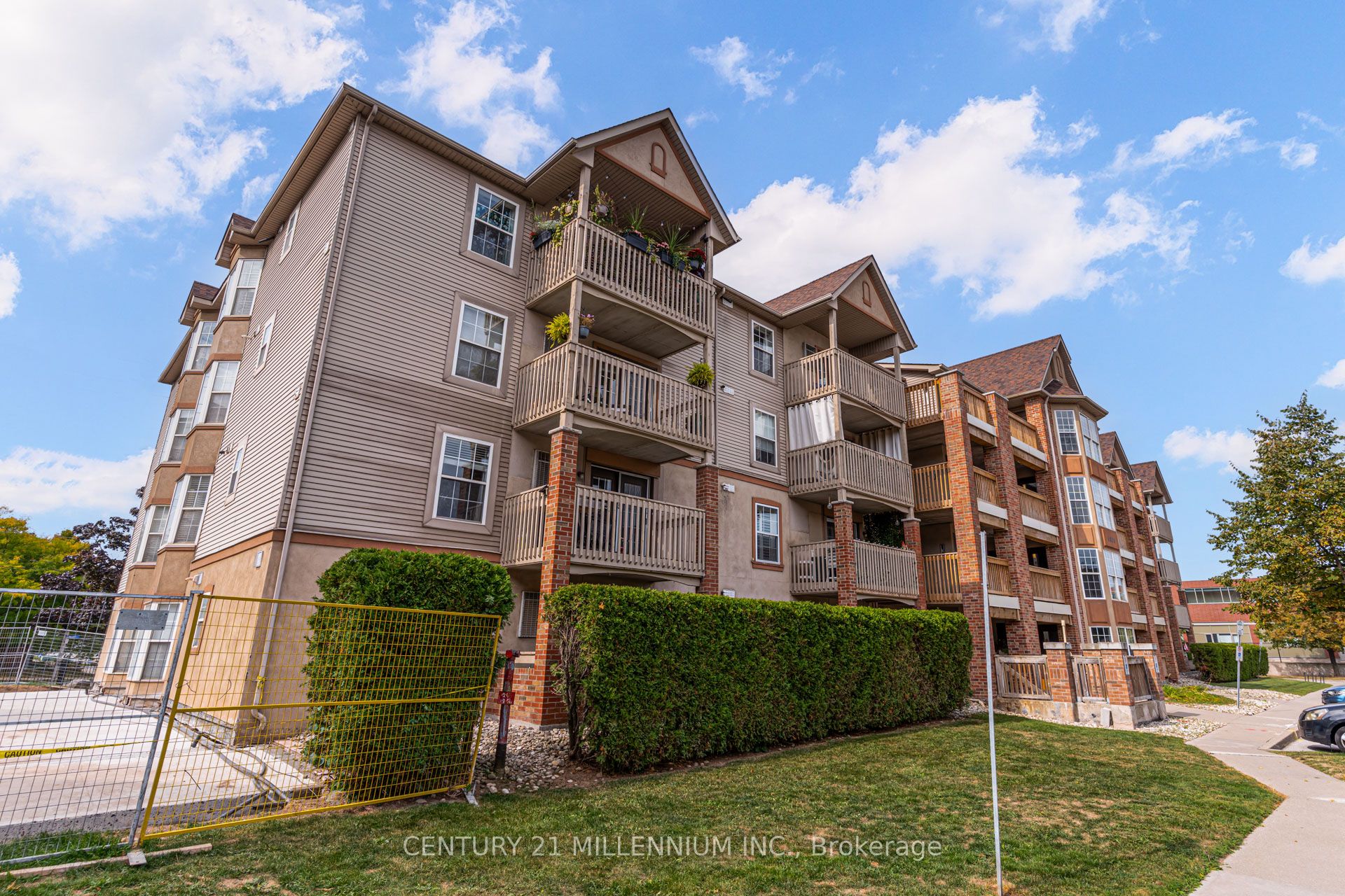 4003 Kilmer Drive 110, Burlington, ON L7M 4M1 photo 4