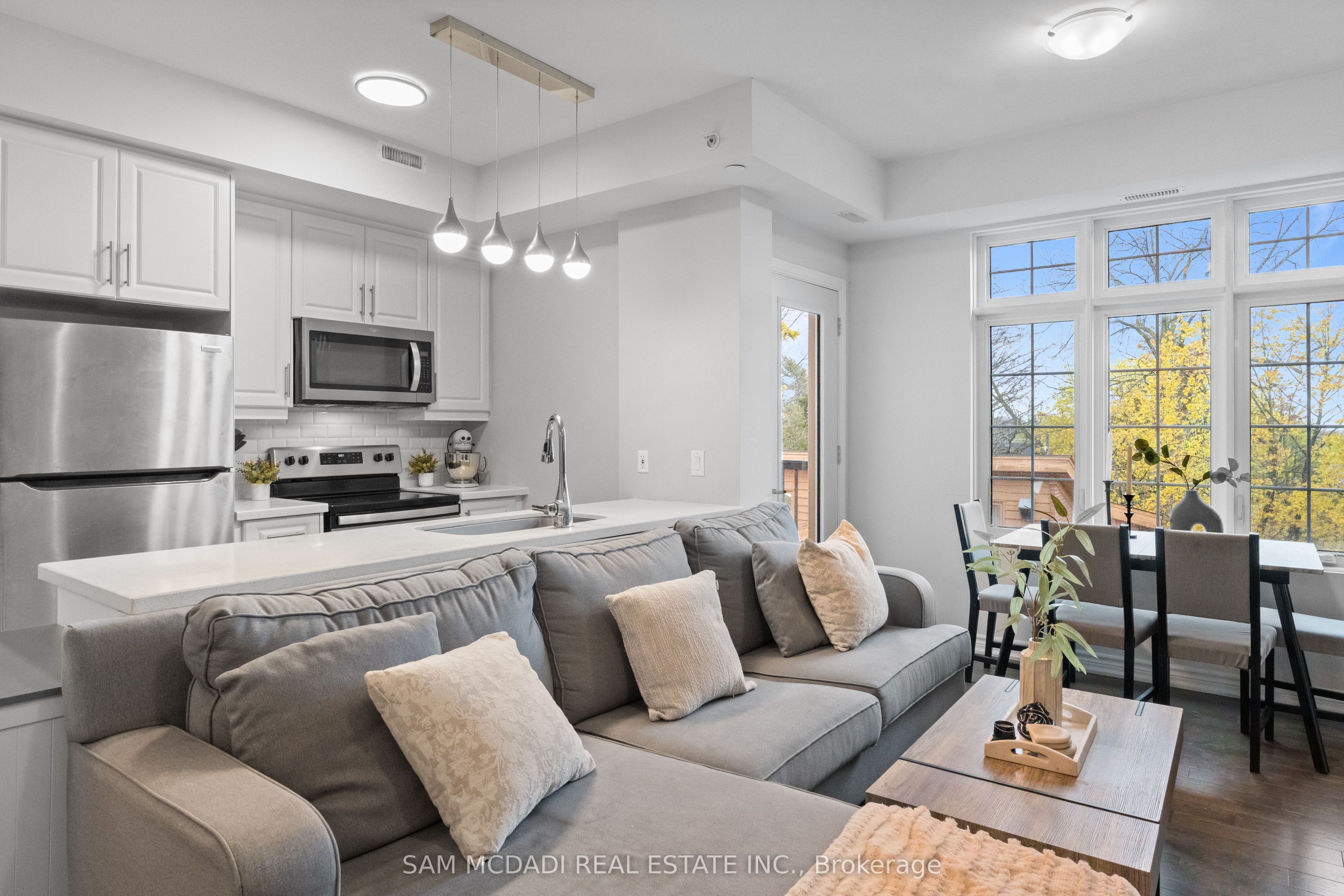 215 Broadway Street 308, Mississauga, ON L5M 1J1 photo 5