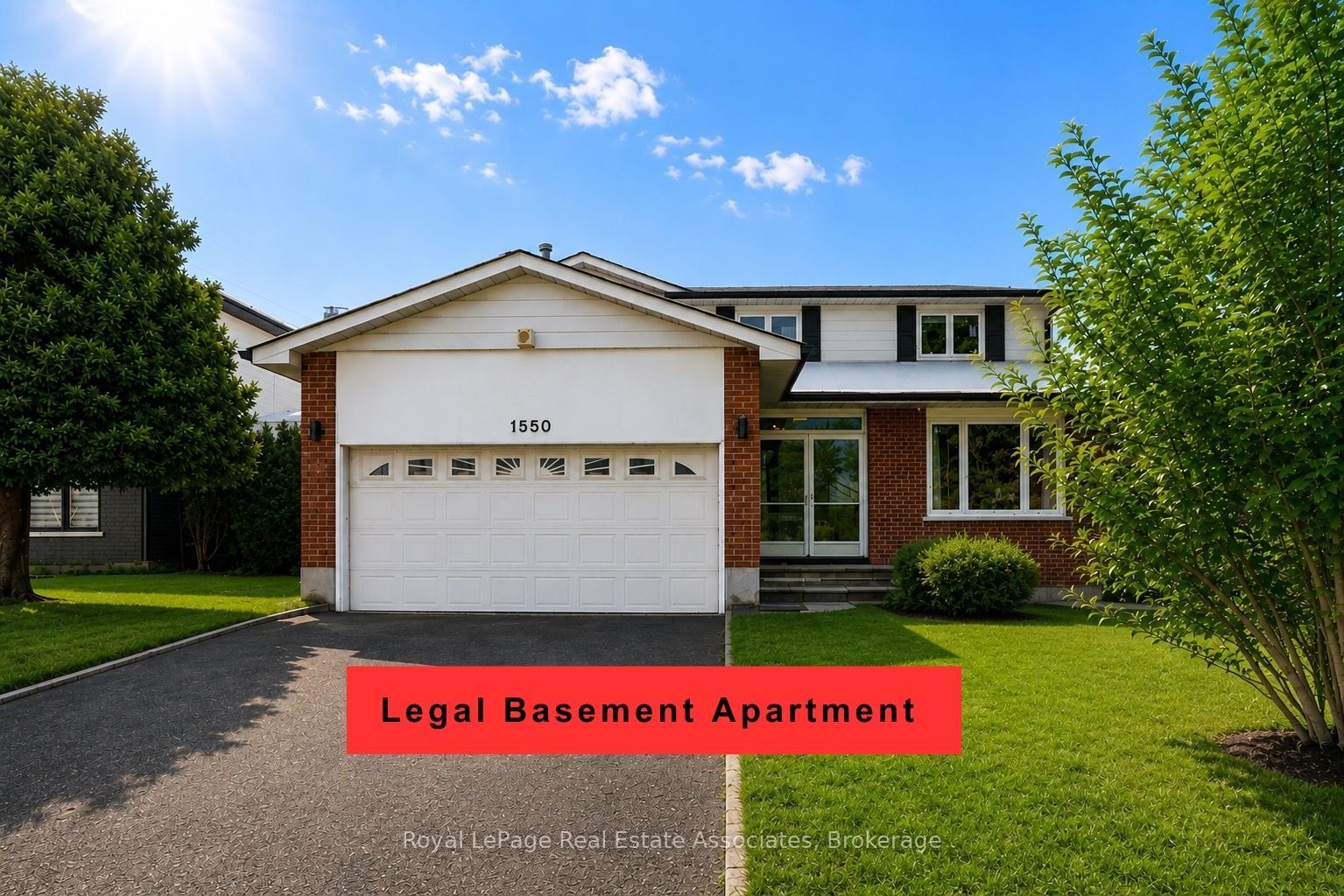 1550 Woodeden Drive, Mississauga, ON L5H 2V3