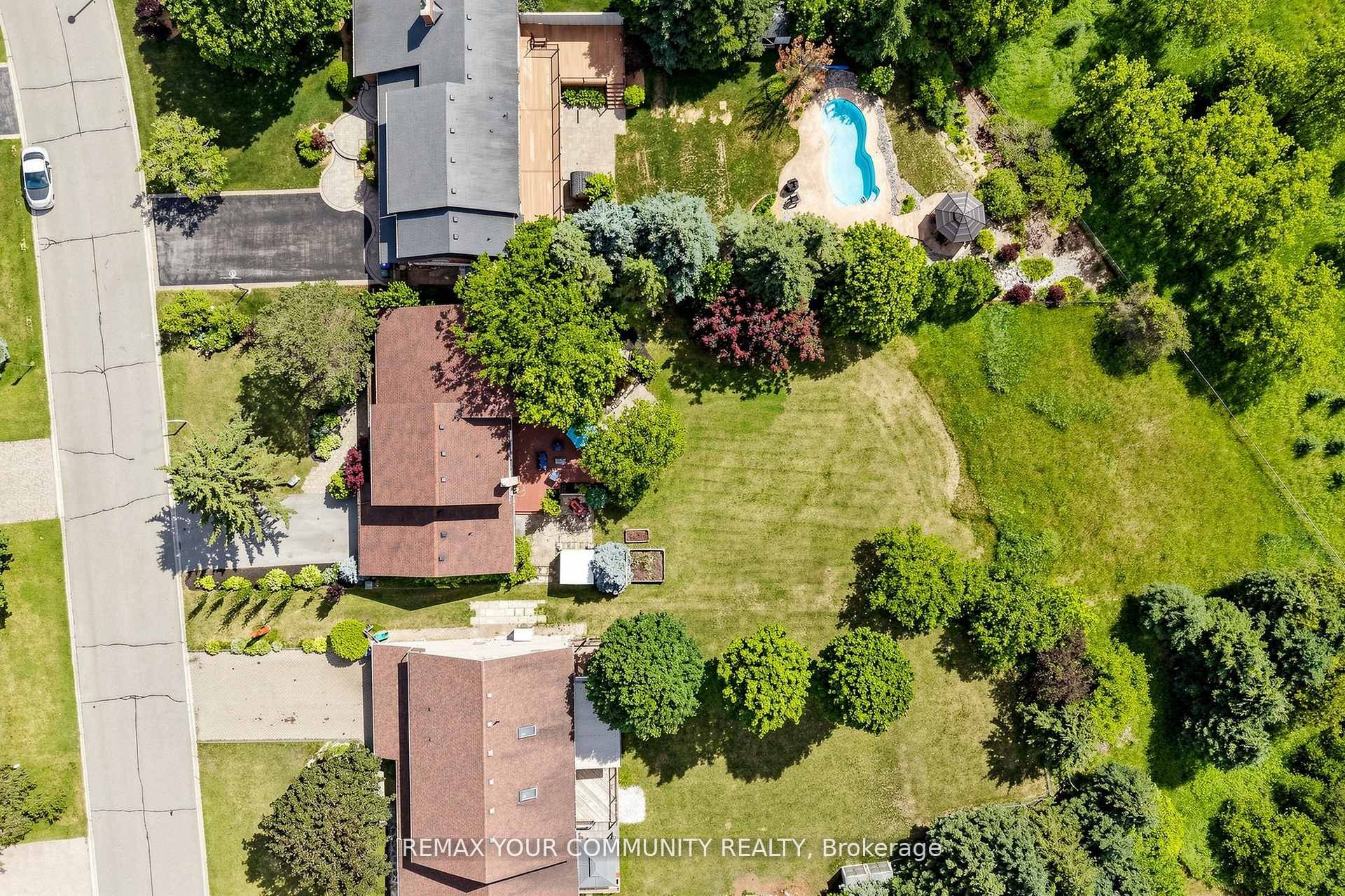 32 Brawton Drive N, Caledon, ON L7E 0E1 photo 4