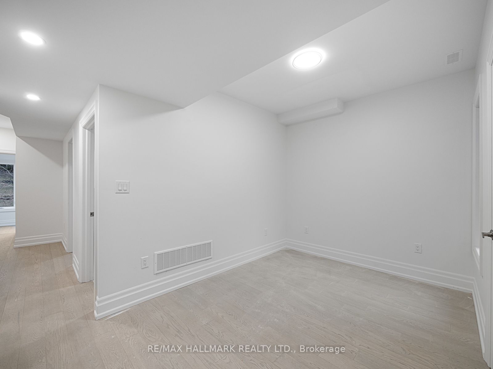 547 Indian Road Unit 3, Toronto, ON M6P 2B9 photo 5