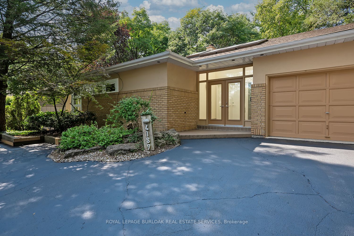 4189 Inglewood Drive, Burlington, ON L7L 1E3 photo 2