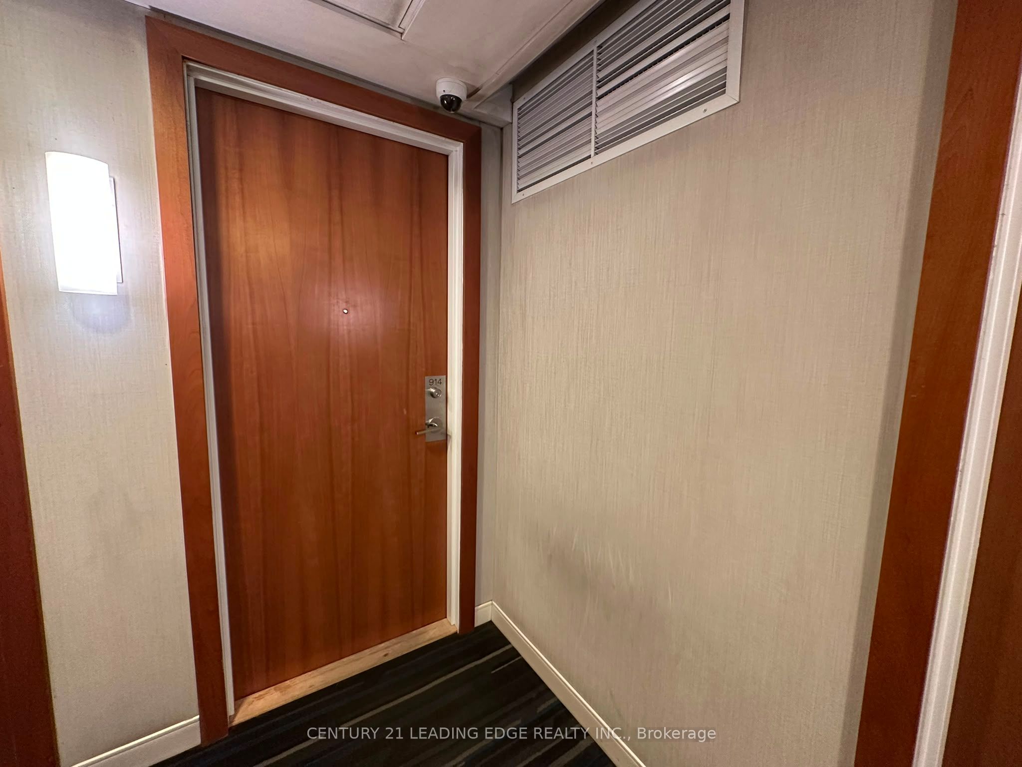2800 Keele Street 914, Toronto, ON M3M 0B8 photo 5