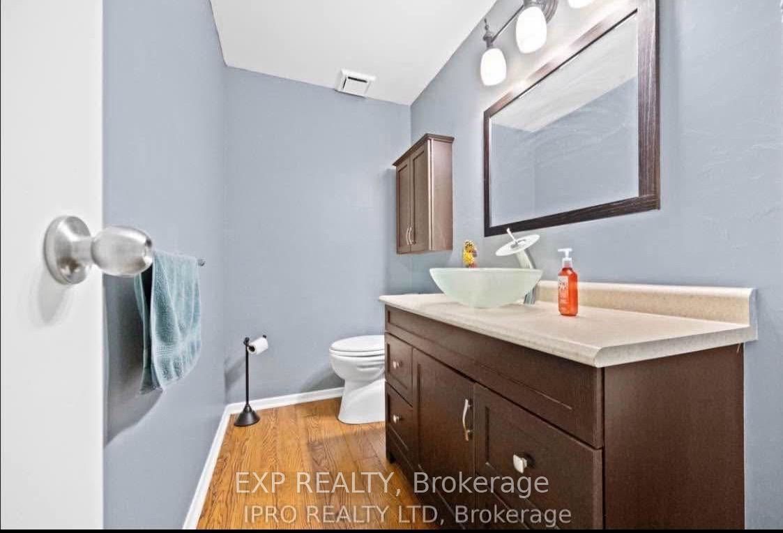 122 Royal Palm Drive, Brampton, ON L6Z 1P7 photo 5