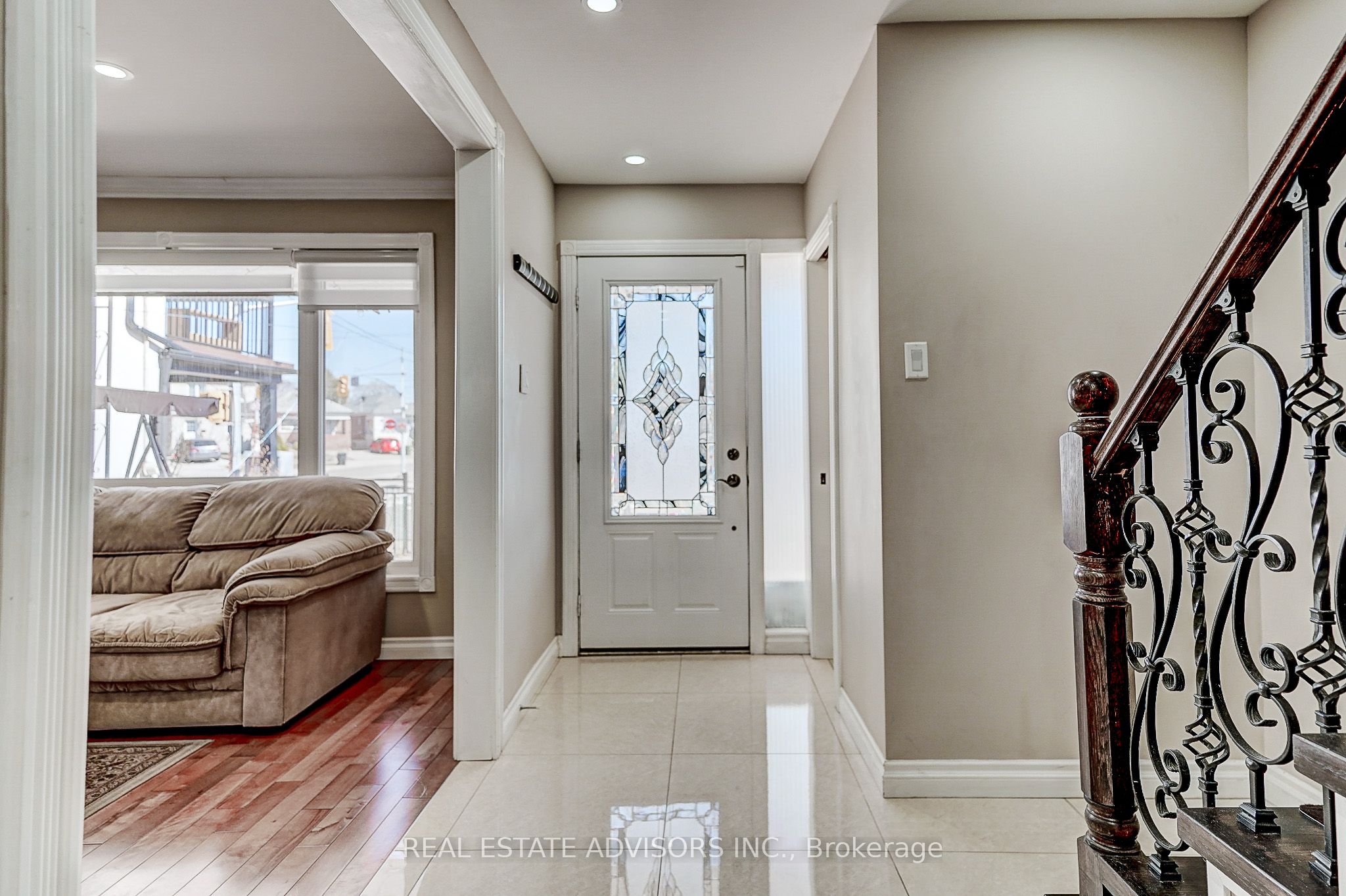 1228 Jane Street N, Toronto, ON M6M 4X7 photo 3