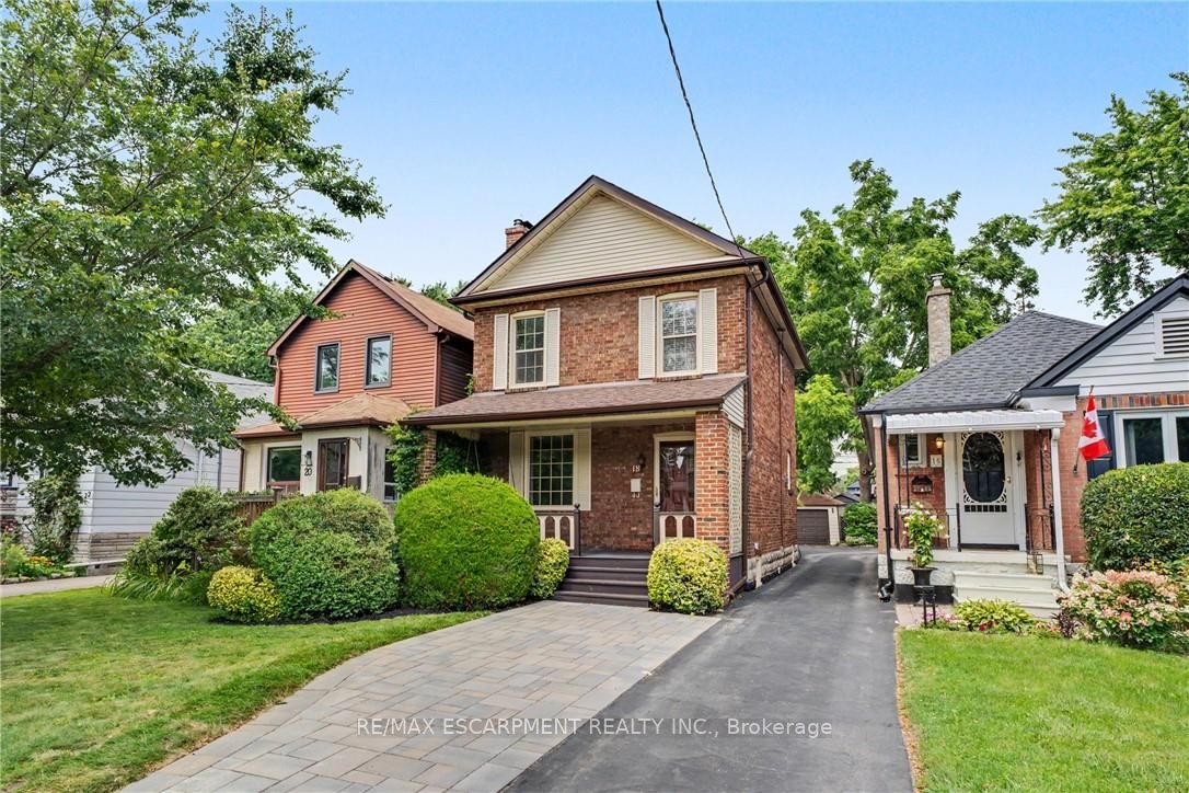 18 Elma Street, Toronto, ON M8V 1X8 photo 2