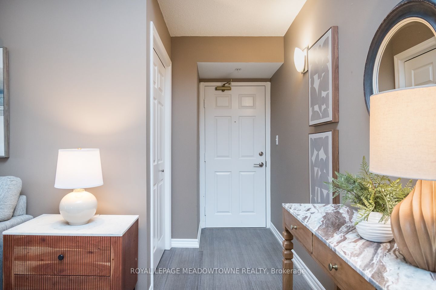 1483 Maple Avenue 401, Milton, ON L9T 0B6 photo 2