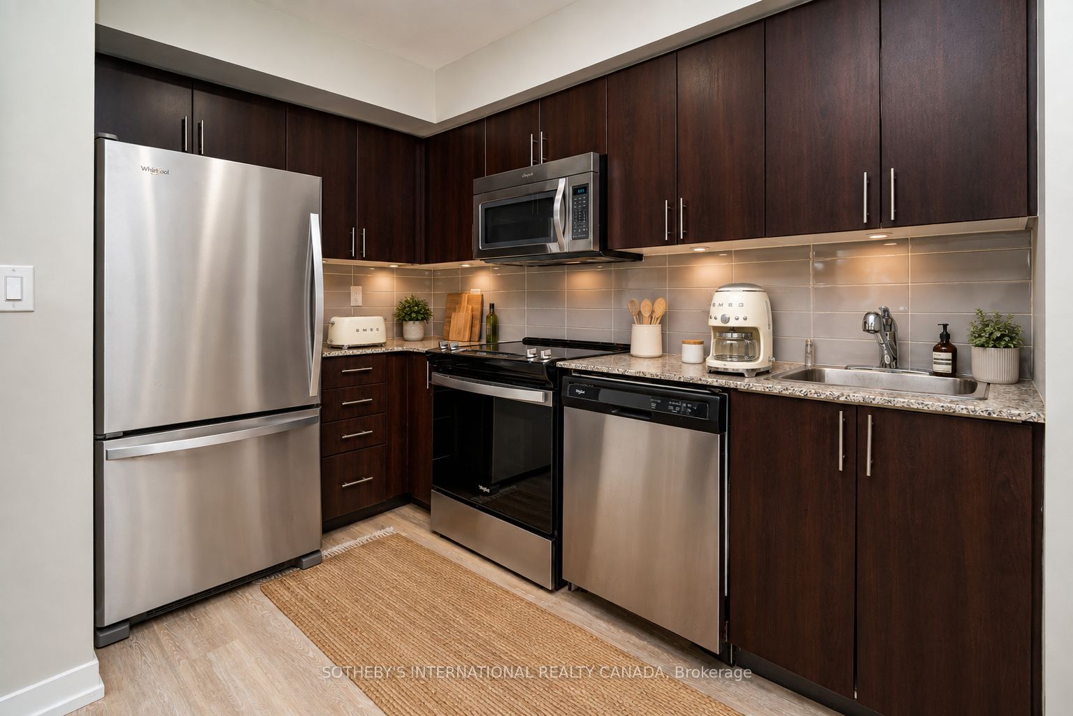 1420 Dupont Street 506, Toronto, ON M6H 0C2 photo 3
