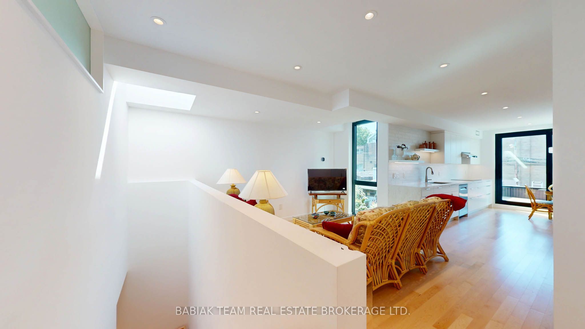 149 Maria Street Upper, Toronto, ON M6P 1W5 photo 5