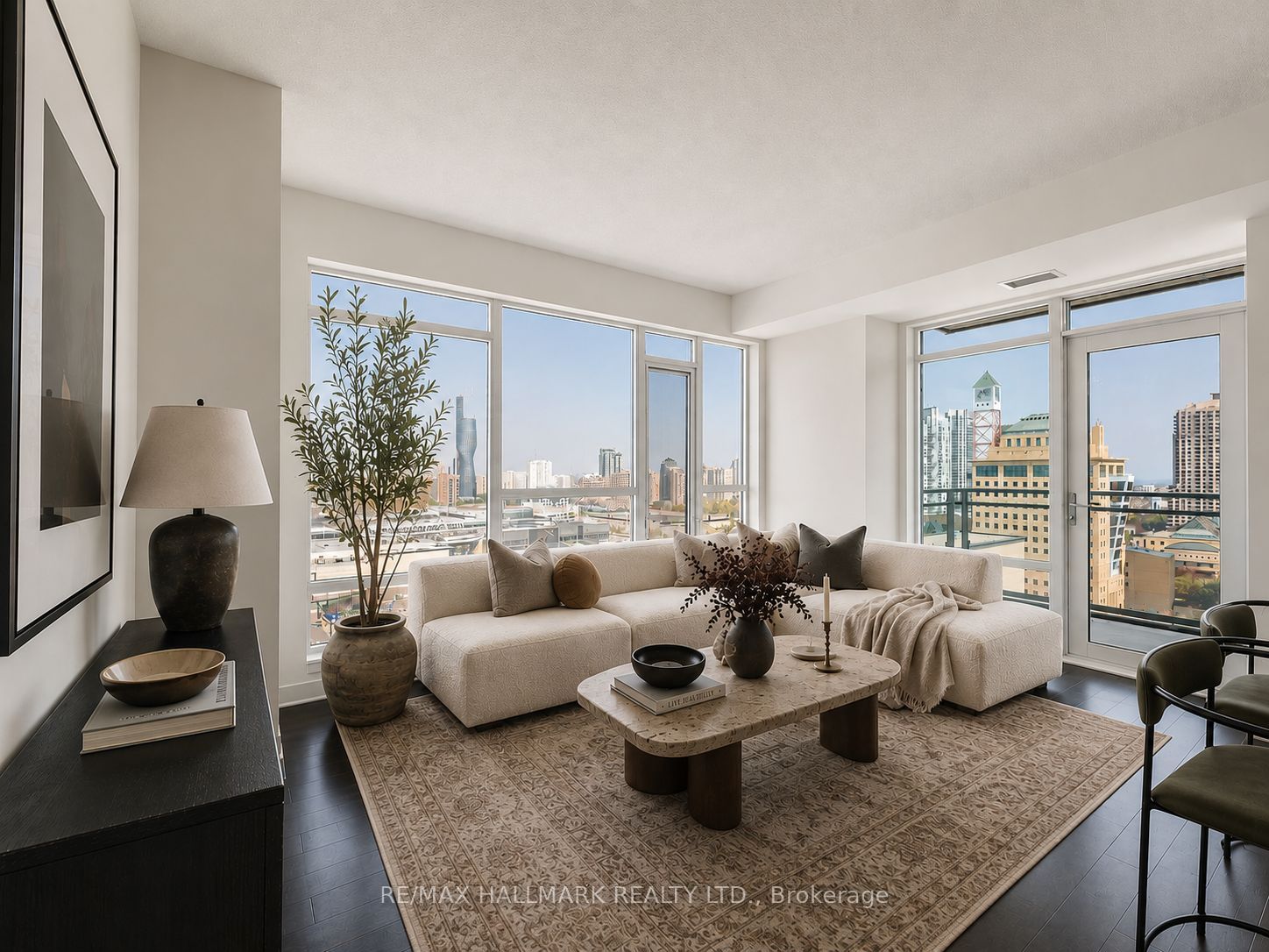 365 Prince of Wales Drive 1702, Mississauga, ON L5B 0G6 photo 4