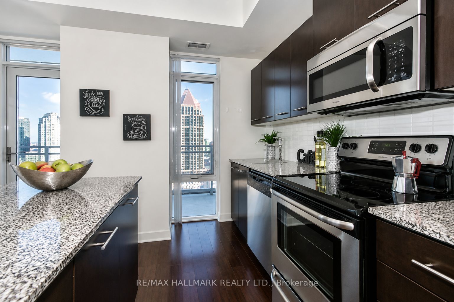 365 Prince of Wales Drive 1702, Mississauga, ON L5B 0G6 photo 5