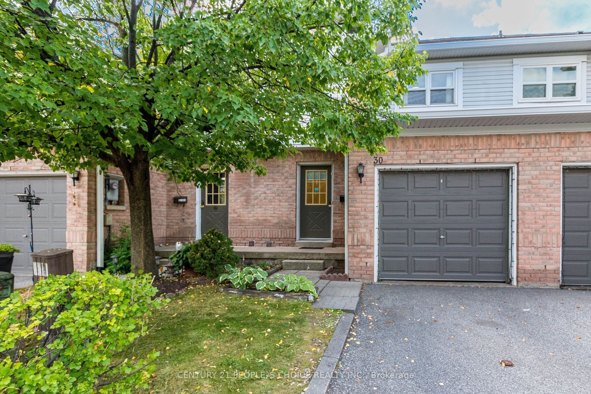 30 Brisbane Court, Brampton, ON L6R 1V4