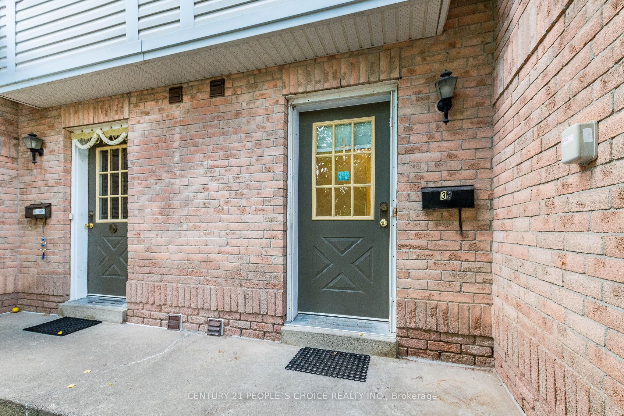 30 Brisbane Court, Brampton, ON L6R 1V4 photo 4