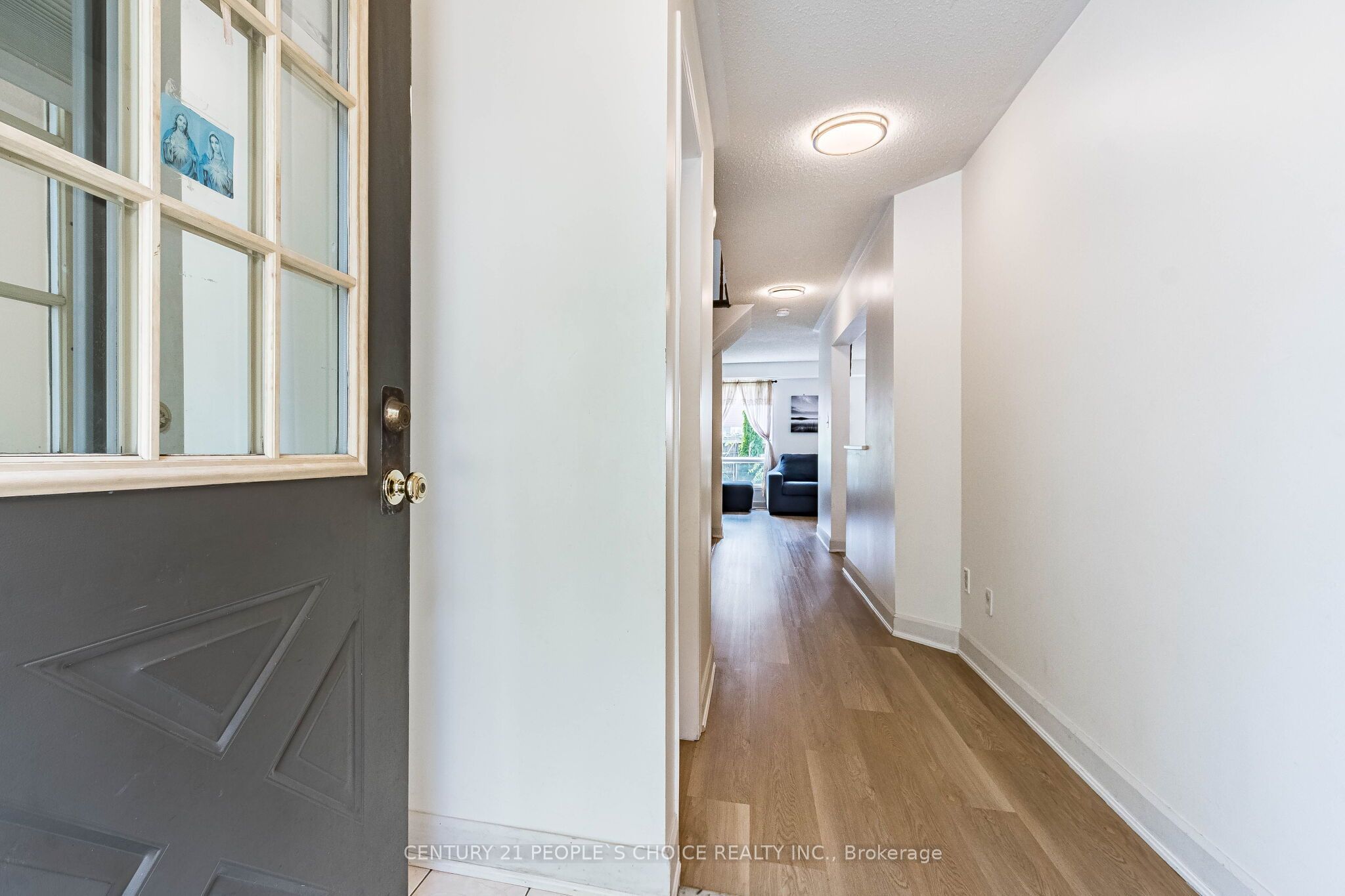30 Brisbane Court, Brampton, ON L6R 1V4 photo 5