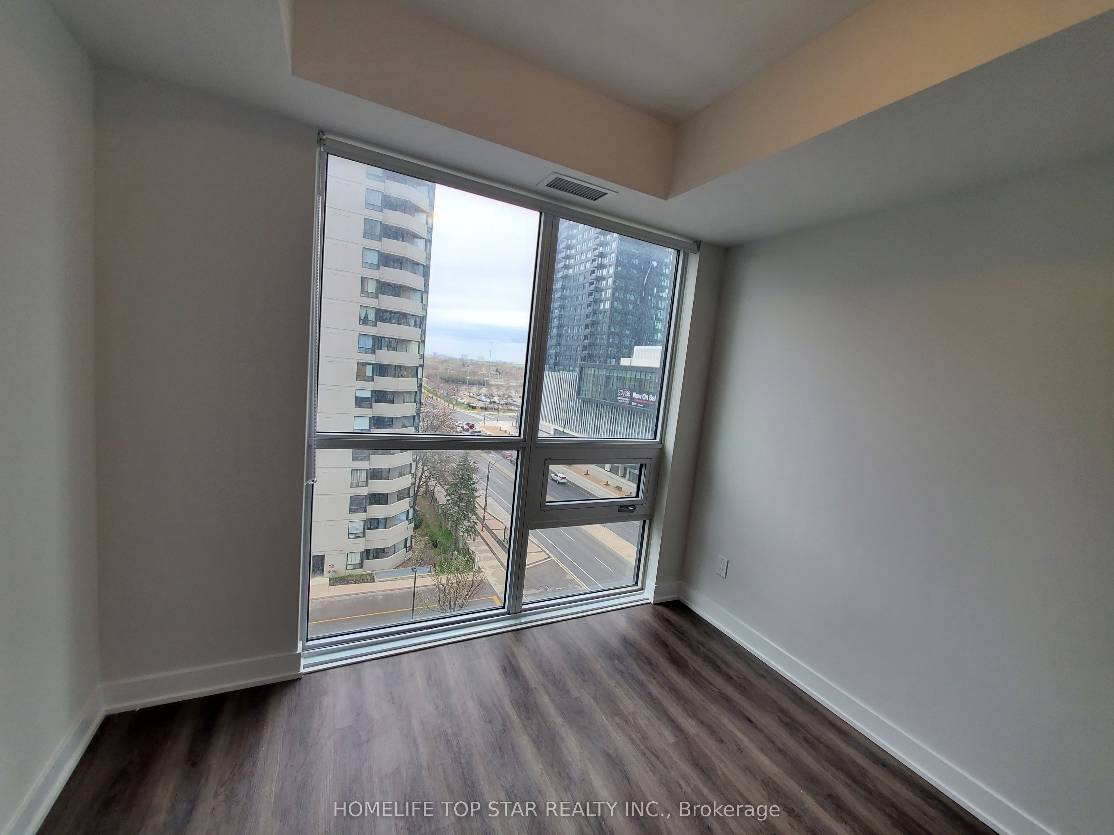 430 Square One Drive 620, Mississauga, ON L5B 3Y1 photo 4