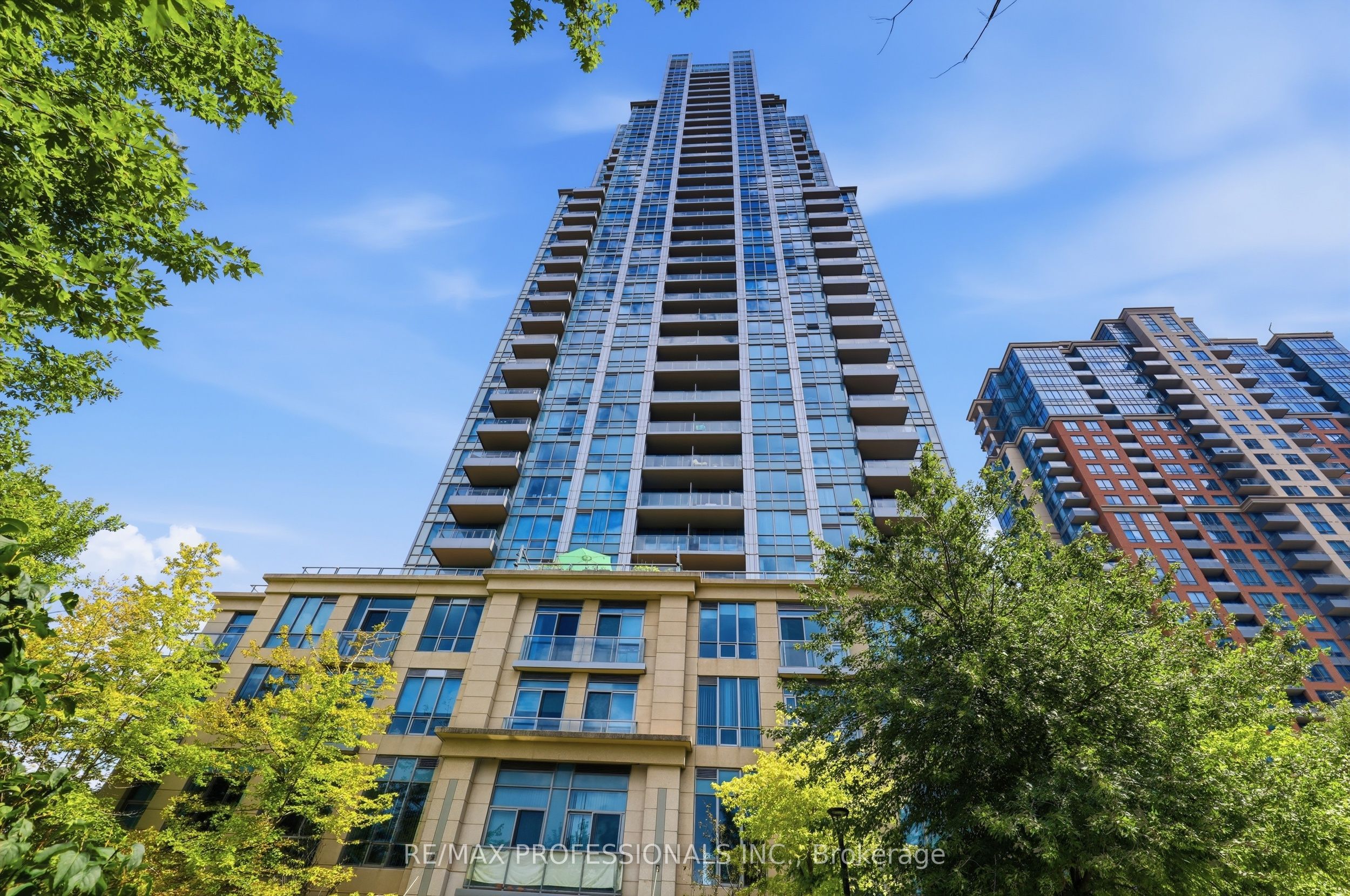 15 Viking Lane 1602, Toronto, ON M9B 0A4 photo 5