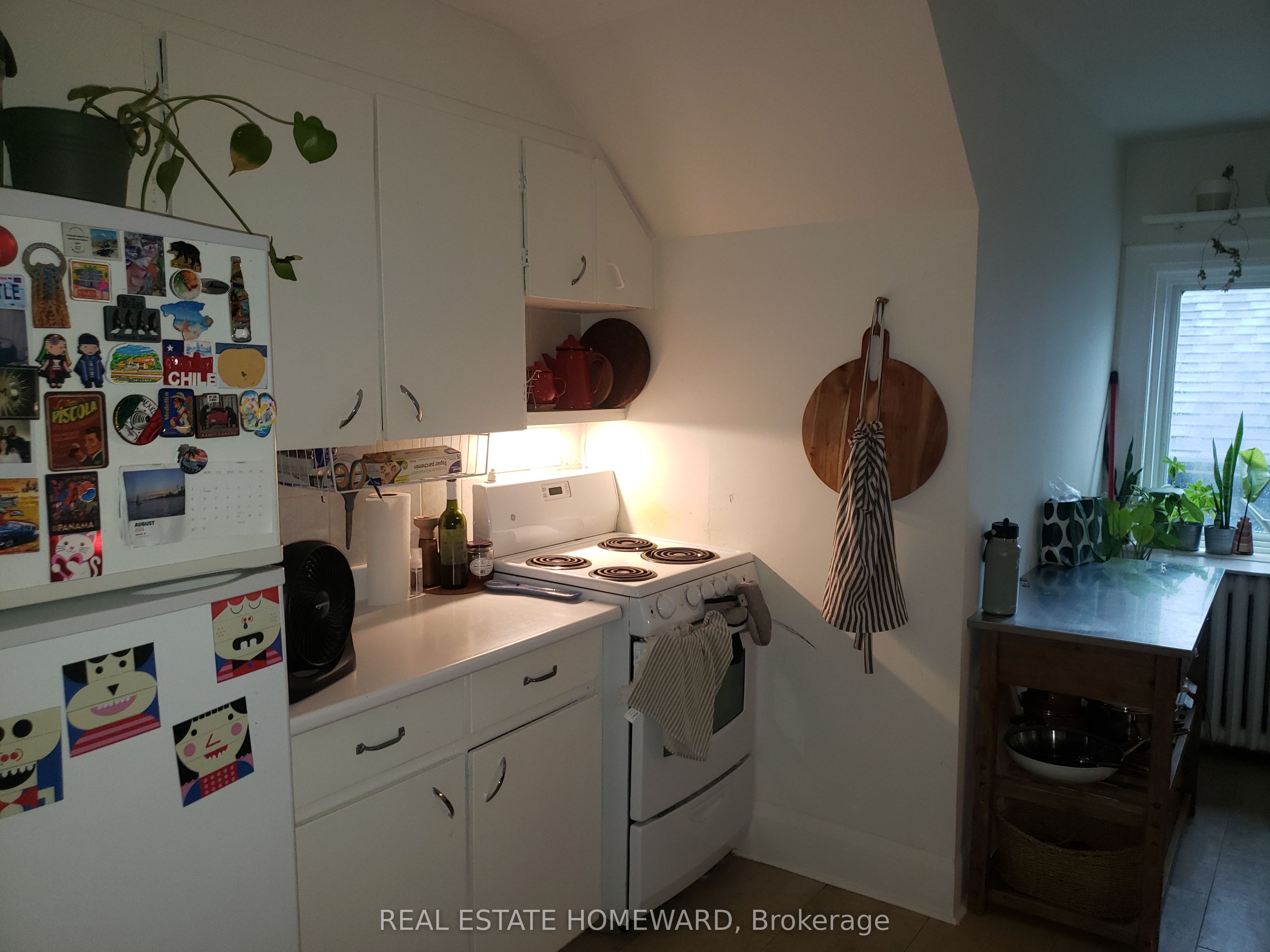 435 Parkside Drive 4, Toronto, ON M6R 2Z8 photo 4