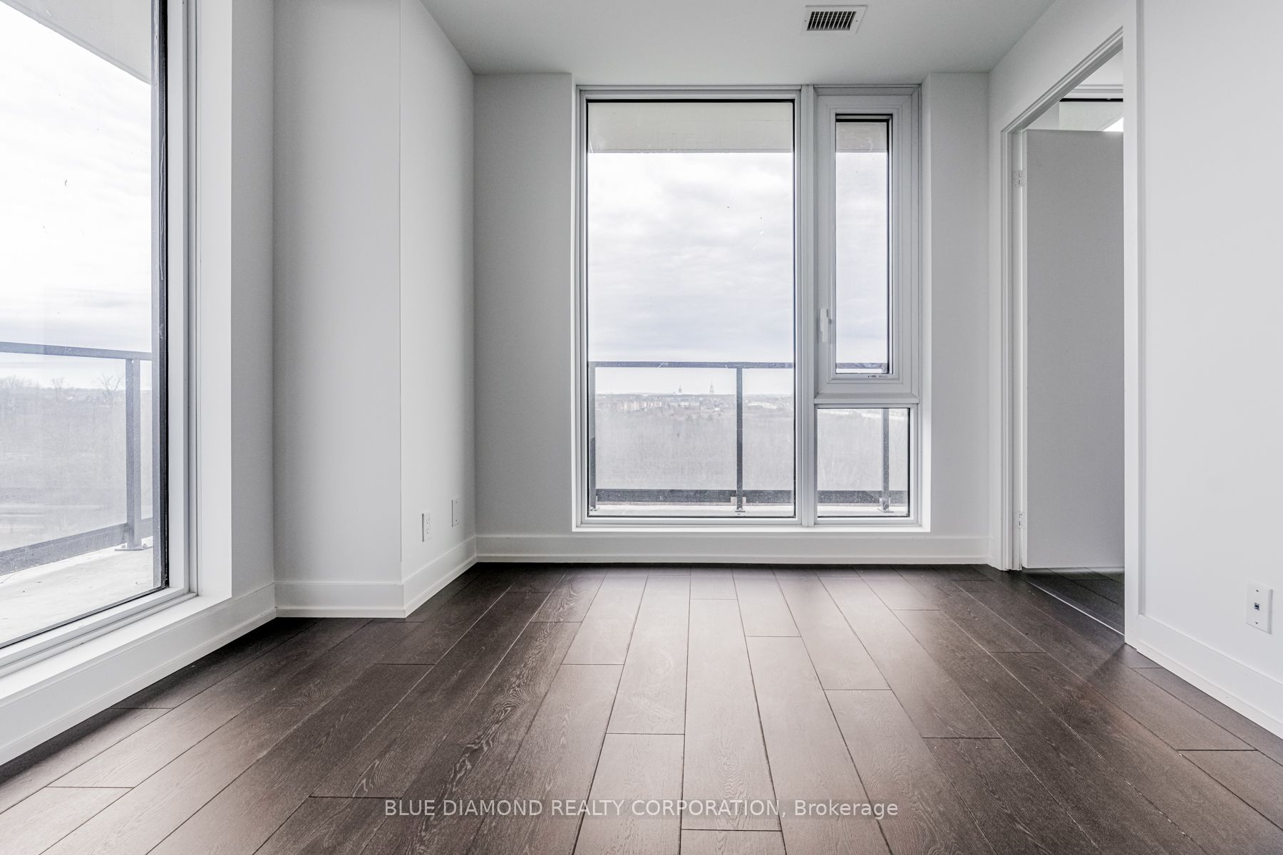 225 VETERANS Drive N402, Brampton, ON L7A 5L7 photo 5