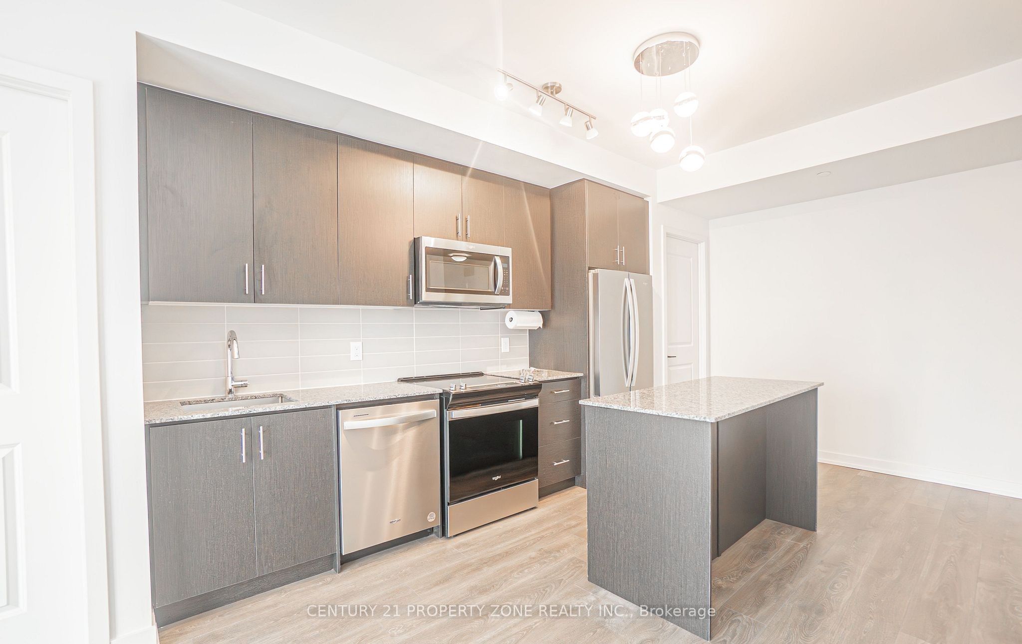 335 Wheat Boom Drive 1009, Oakville, ON L6H 7Y1 photo 3