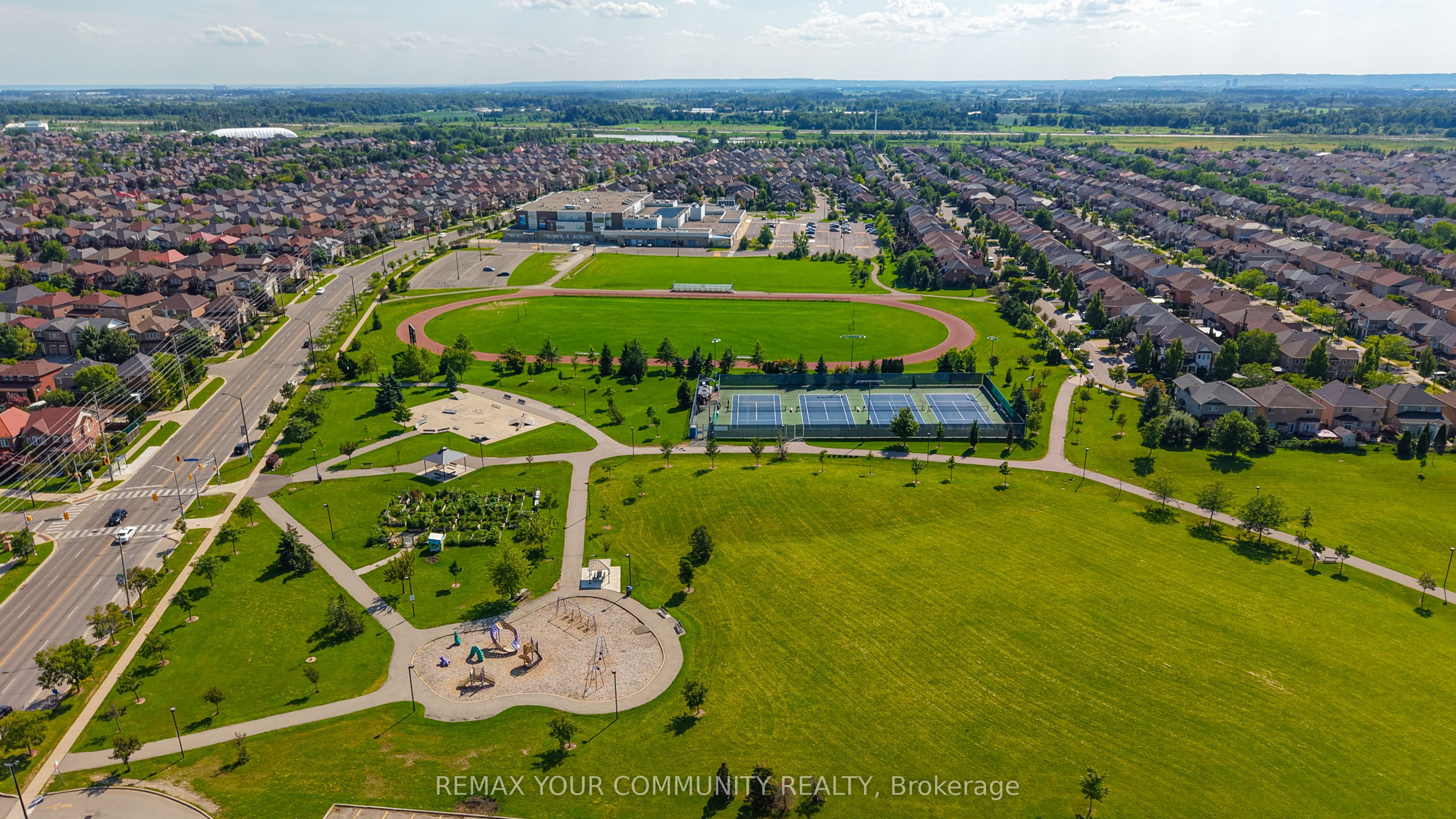 5578 Waterwind Crescent, Mississauga, ON L5M 0G2 photo 3