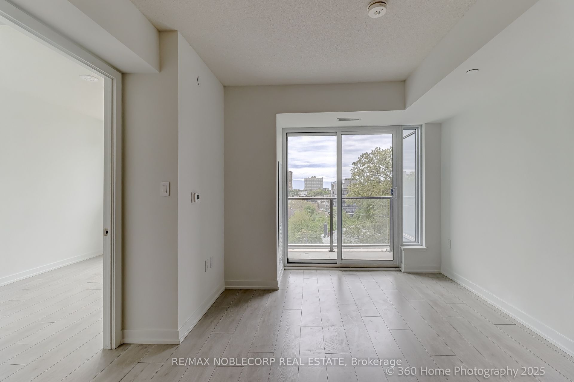 556 Marlee Avenue 508, Toronto, ON M6B 0B1 photo 3